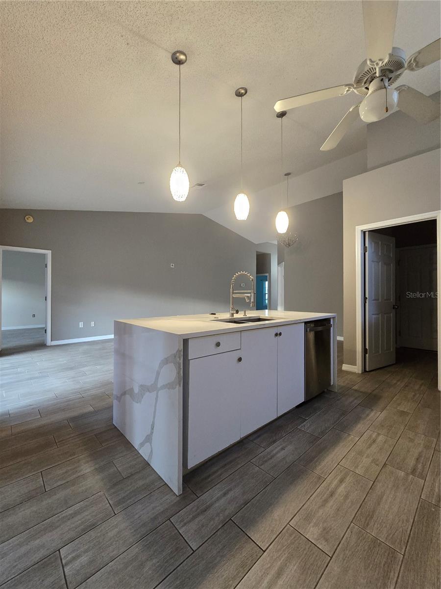 Image 5 of 19 For 3090 Pepperwood Lane W