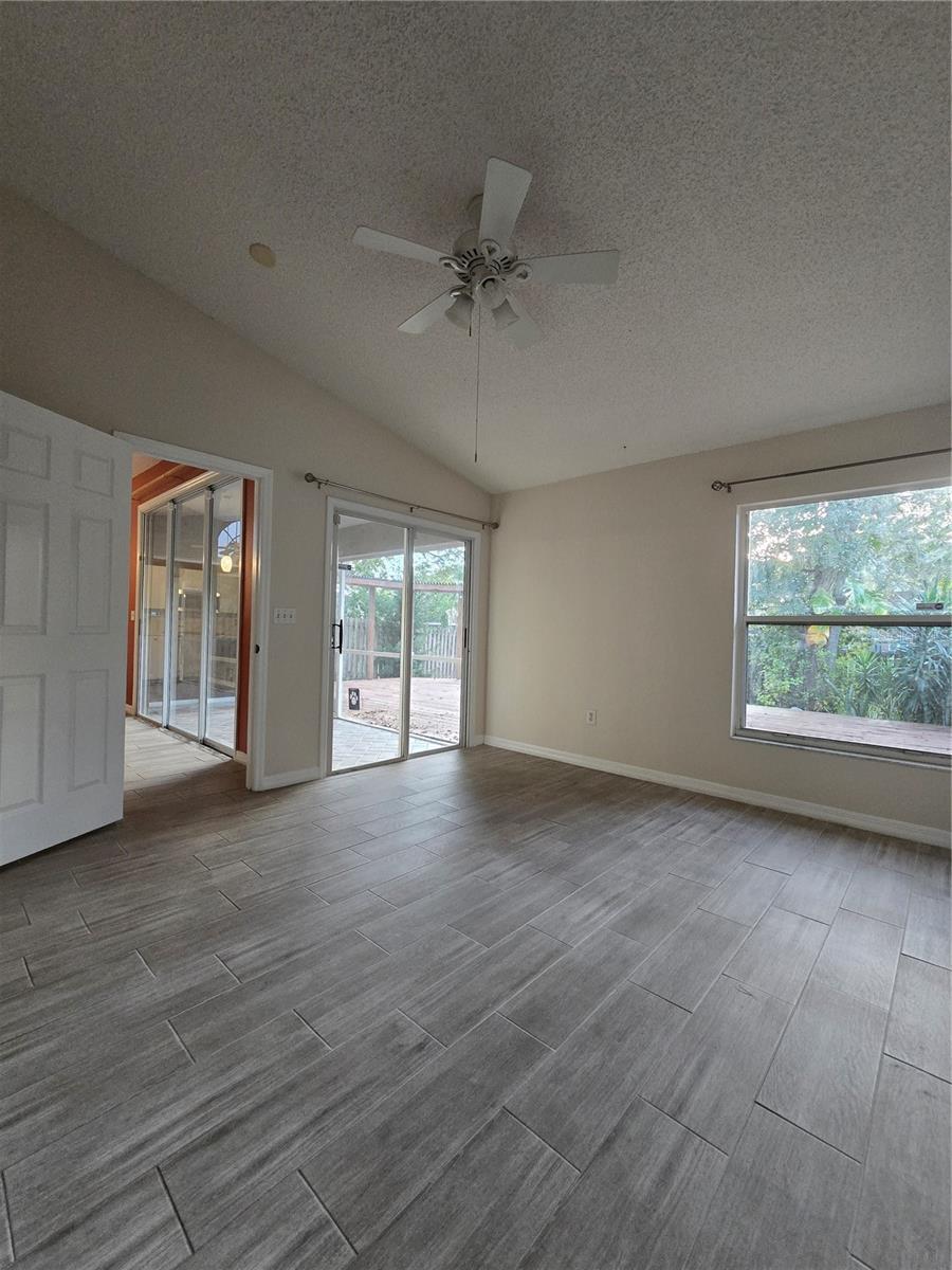 Image 7 of 19 For 3090 Pepperwood Lane W