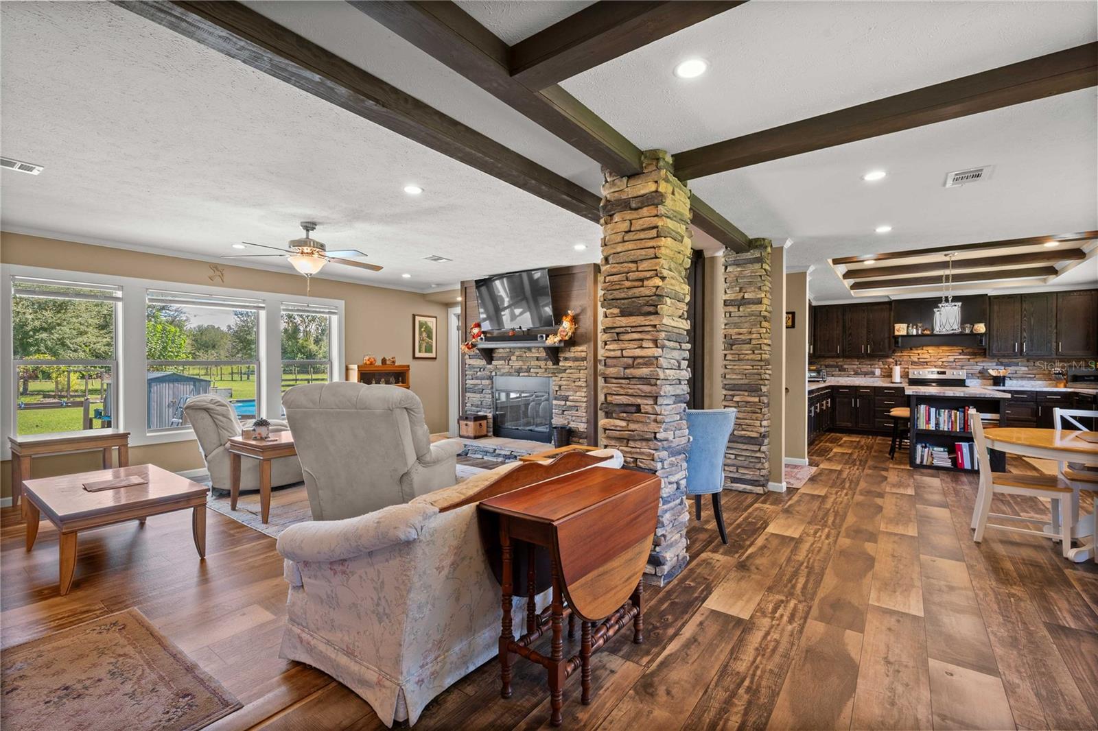 Image 2 of 84 For 2083 Sr 50  