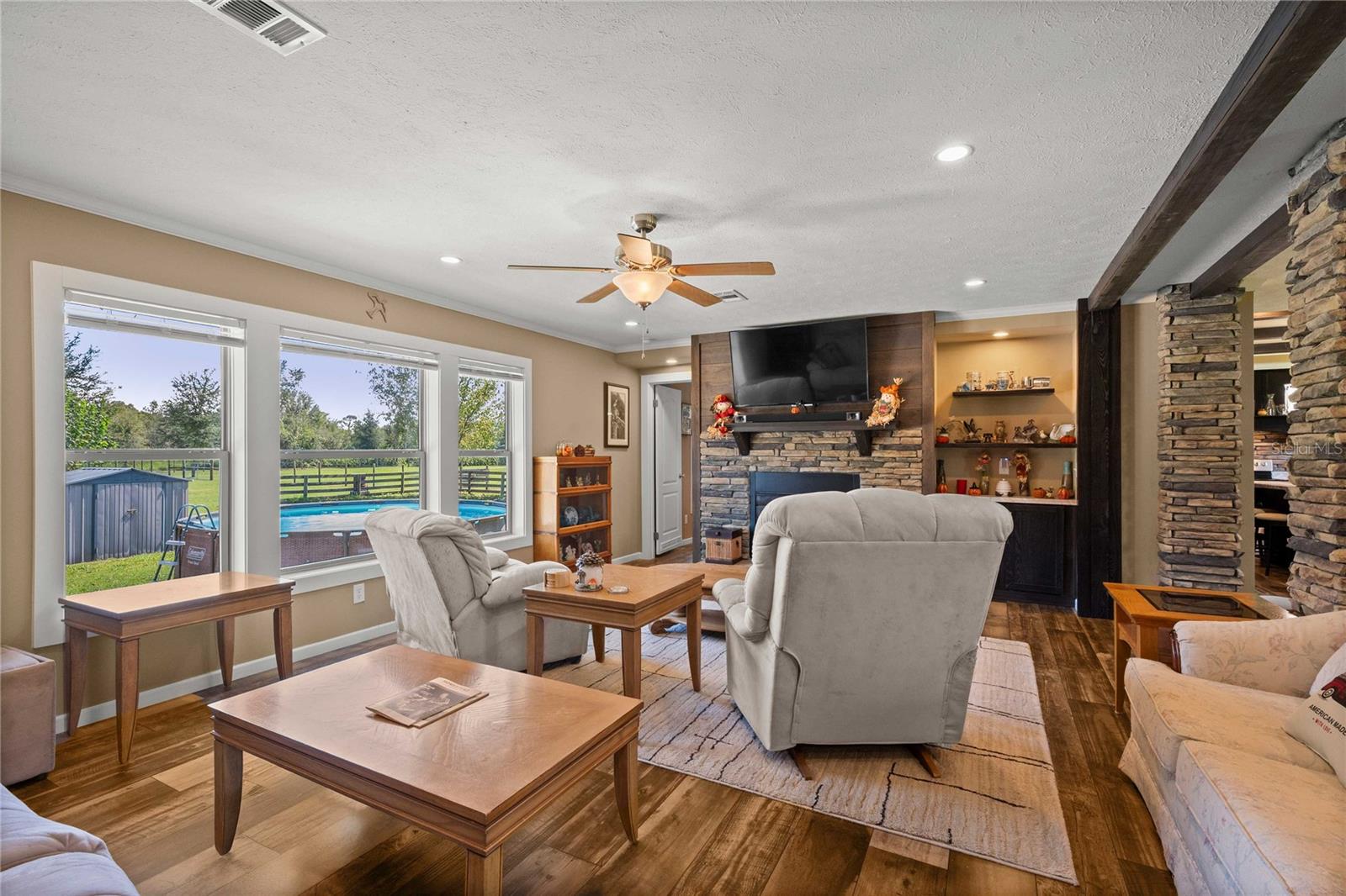 Image 3 of 84 For 2083 Sr 50  
