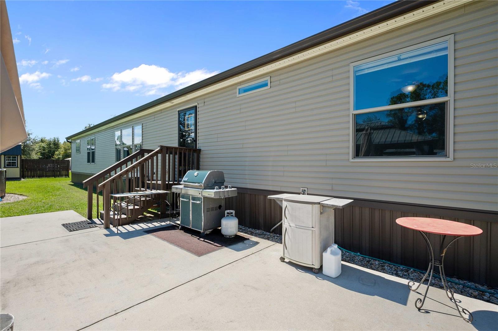 Image 55 of 84 For 2083 Sr 50  