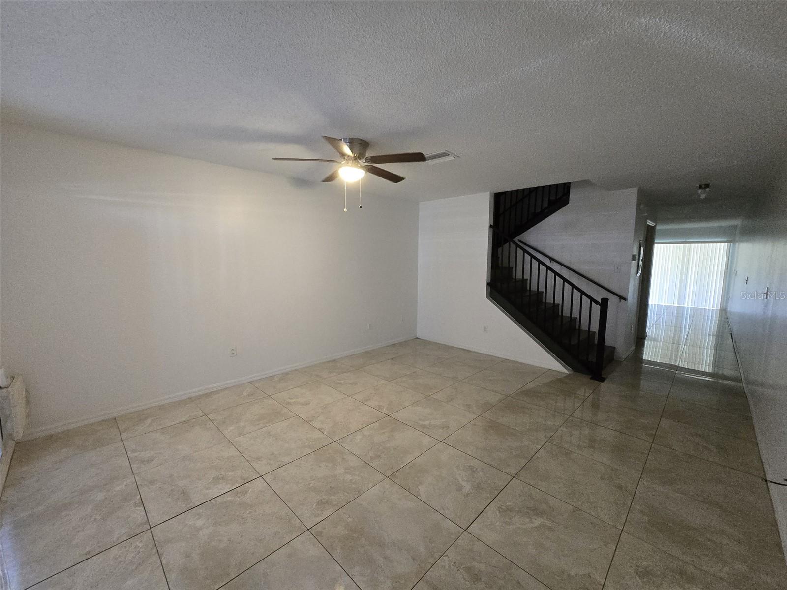 Image 2 of 22 For 412 Kensington Lake Circle