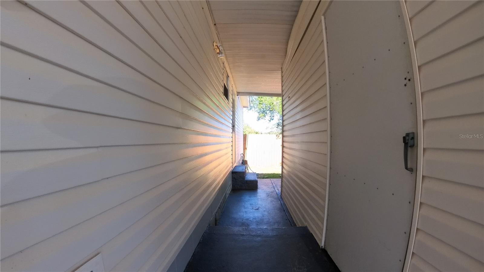 Image 19 of 25 For 29163 Heckleman Street