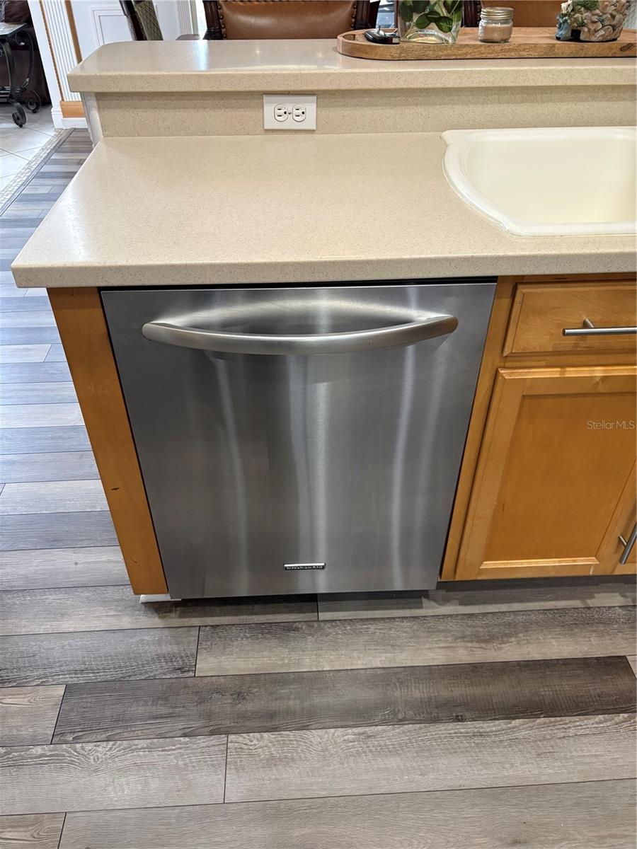 Image 27 of 100 For 6346 Bobby Jones Court