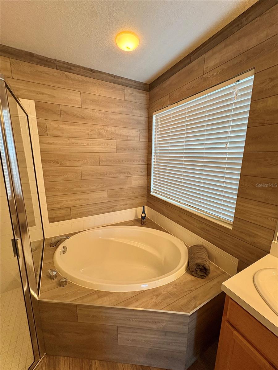 Image 43 of 100 For 6346 Bobby Jones Court