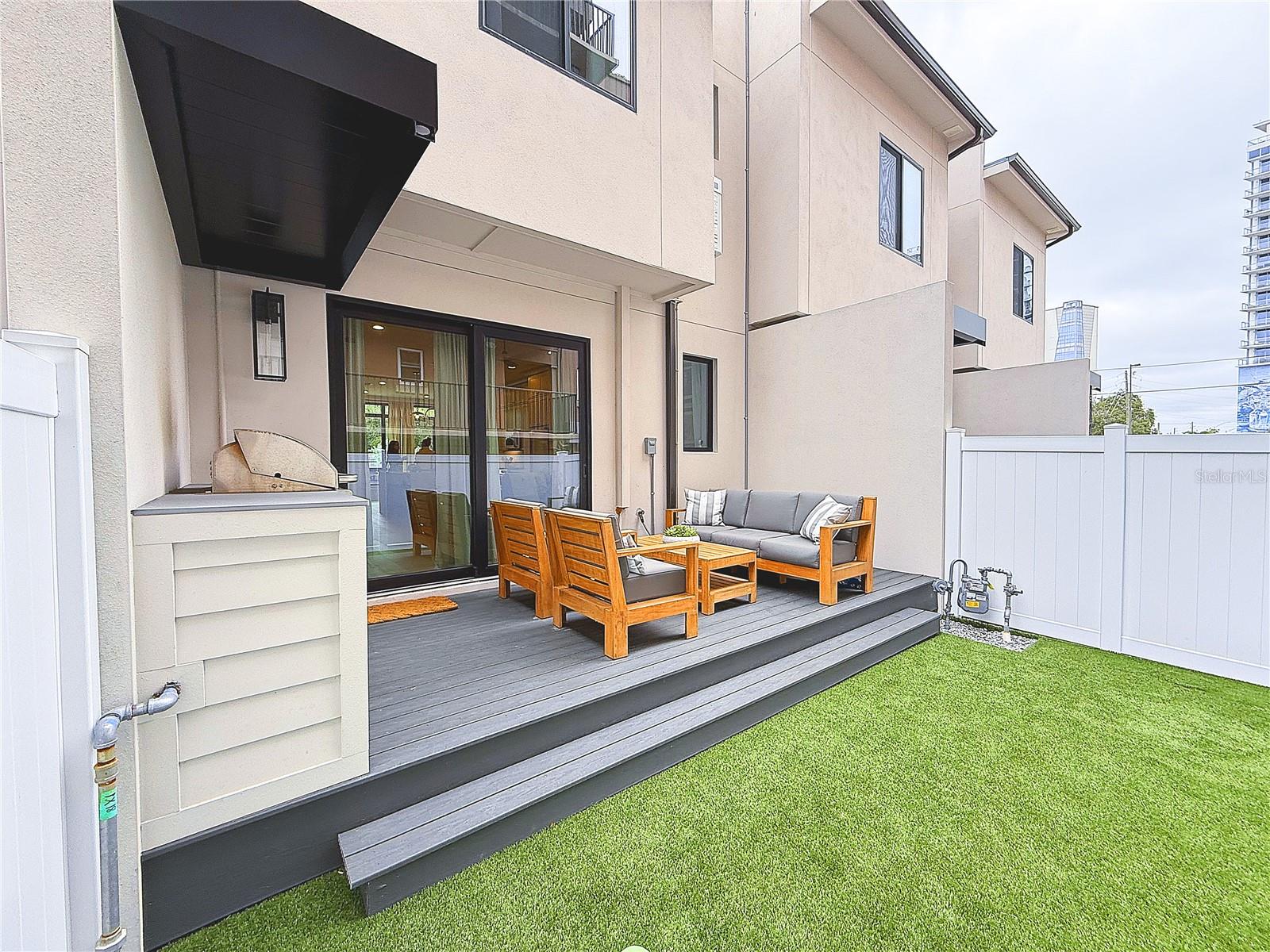 Image 22 of 28 For 233 8th Street N