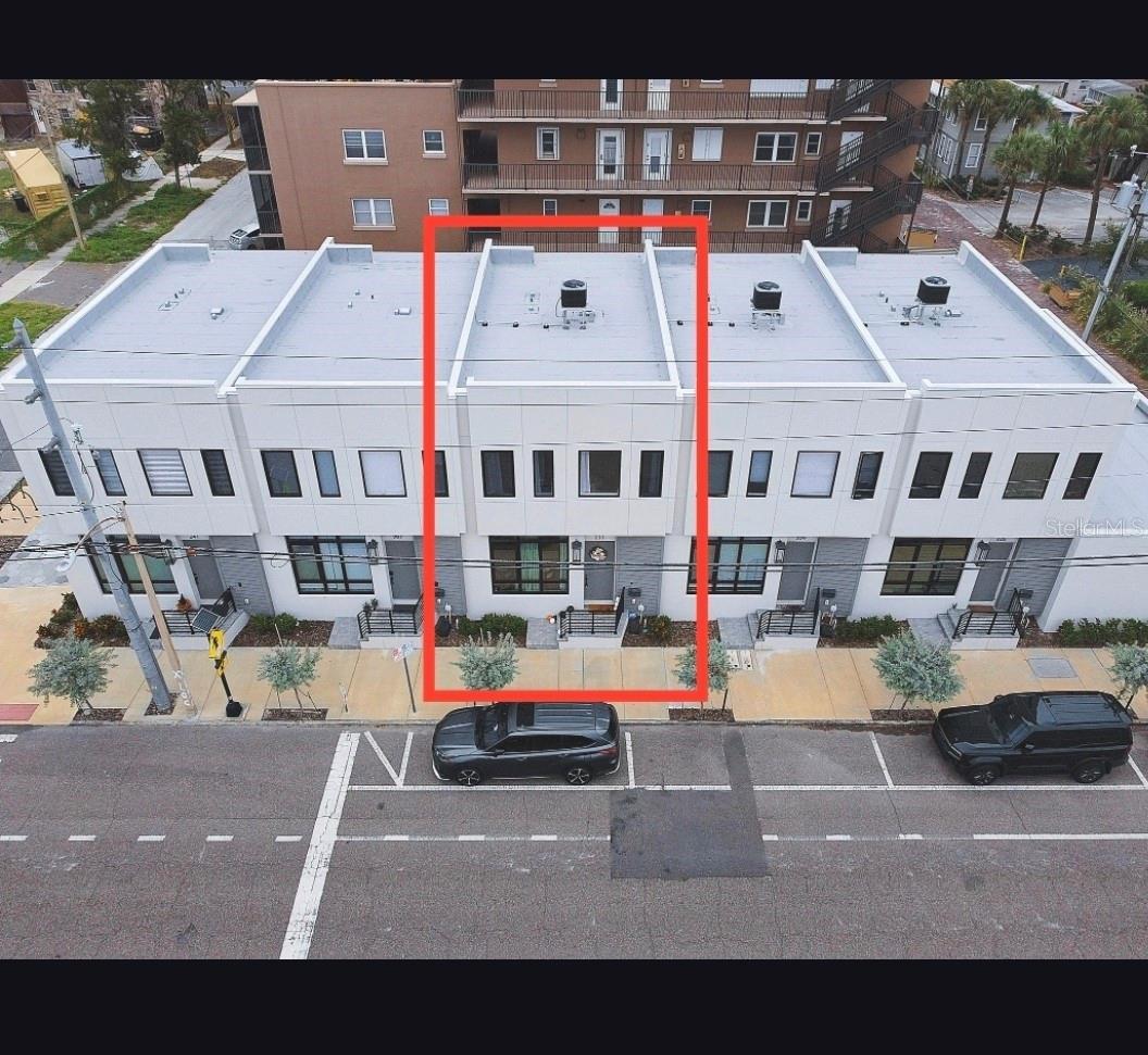 Image 3 of 28 For 233 8th Street N