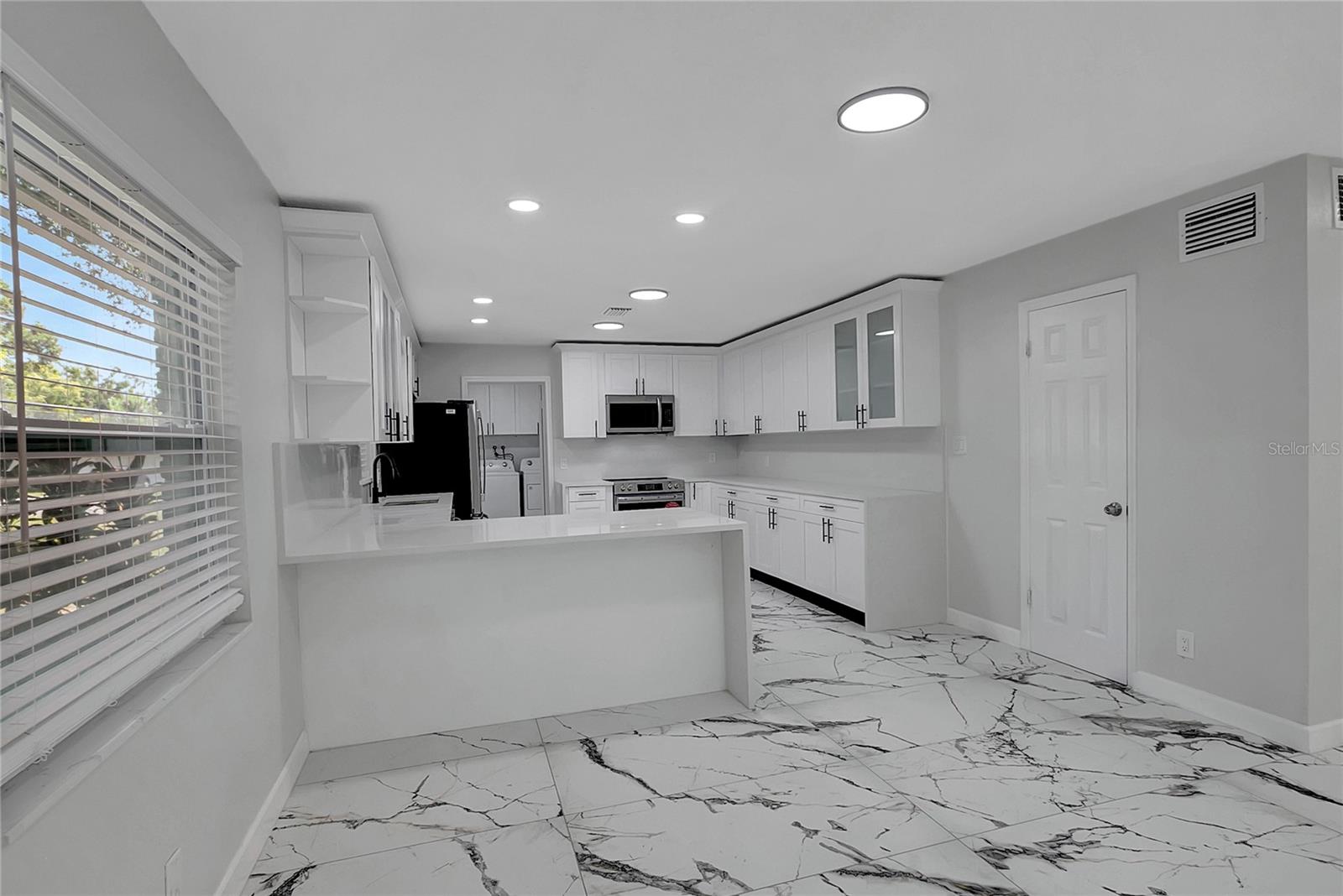 Image 14 of 59 For 604 Druid Hills Road