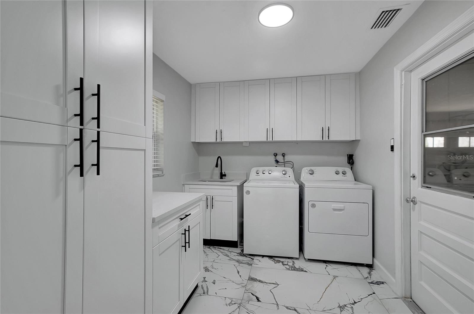Image 48 of 59 For 604 Druid Hills Road