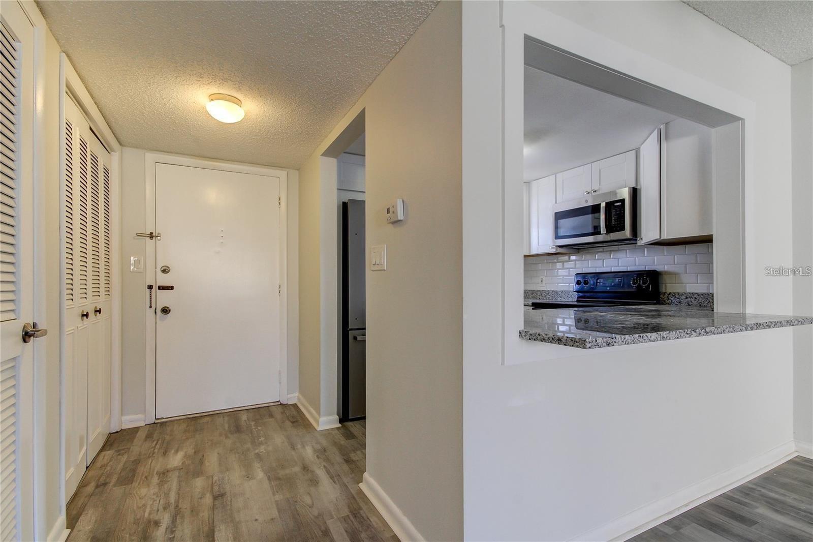 Image 10 of 46 For 4901 Onyx Lane 204