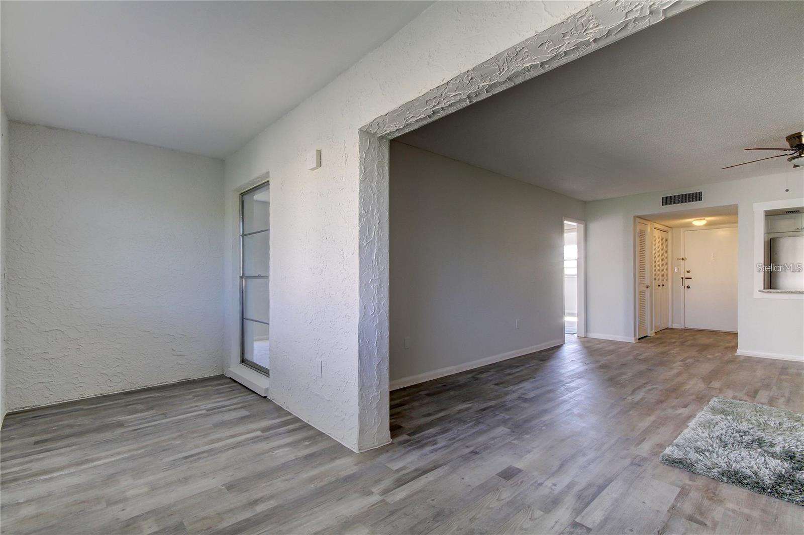 Image 6 of 46 For 4901 Onyx Lane 204