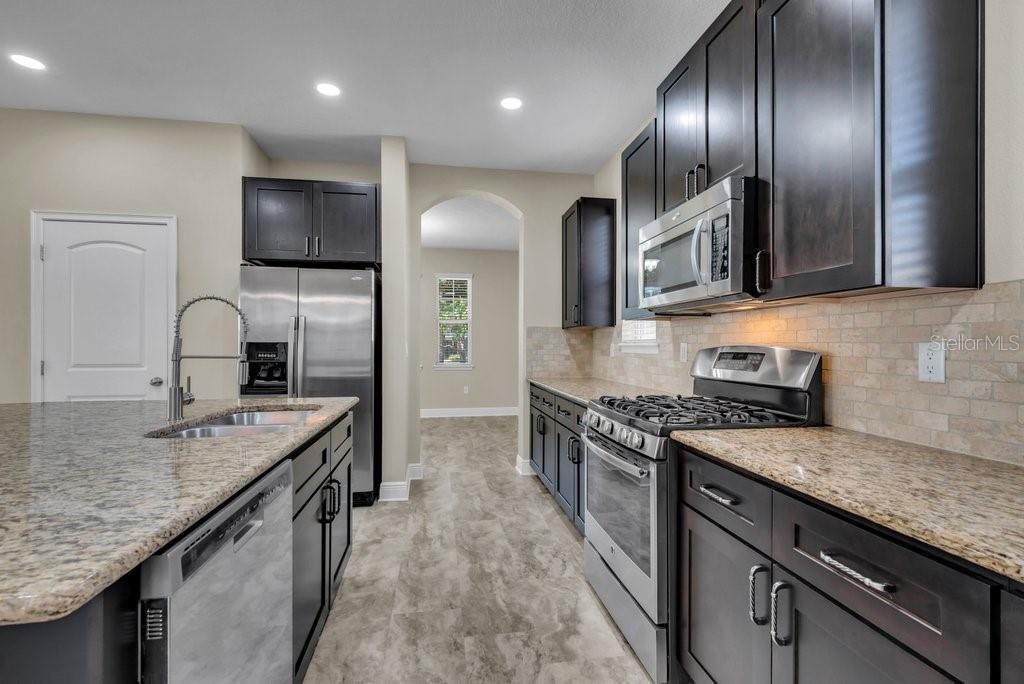 Image 14 of 50 For 5406 Fishhawk Ridge Drive