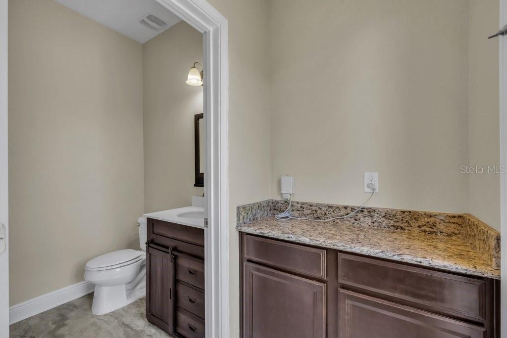 Image 18 of 50 For 5406 Fishhawk Ridge Drive