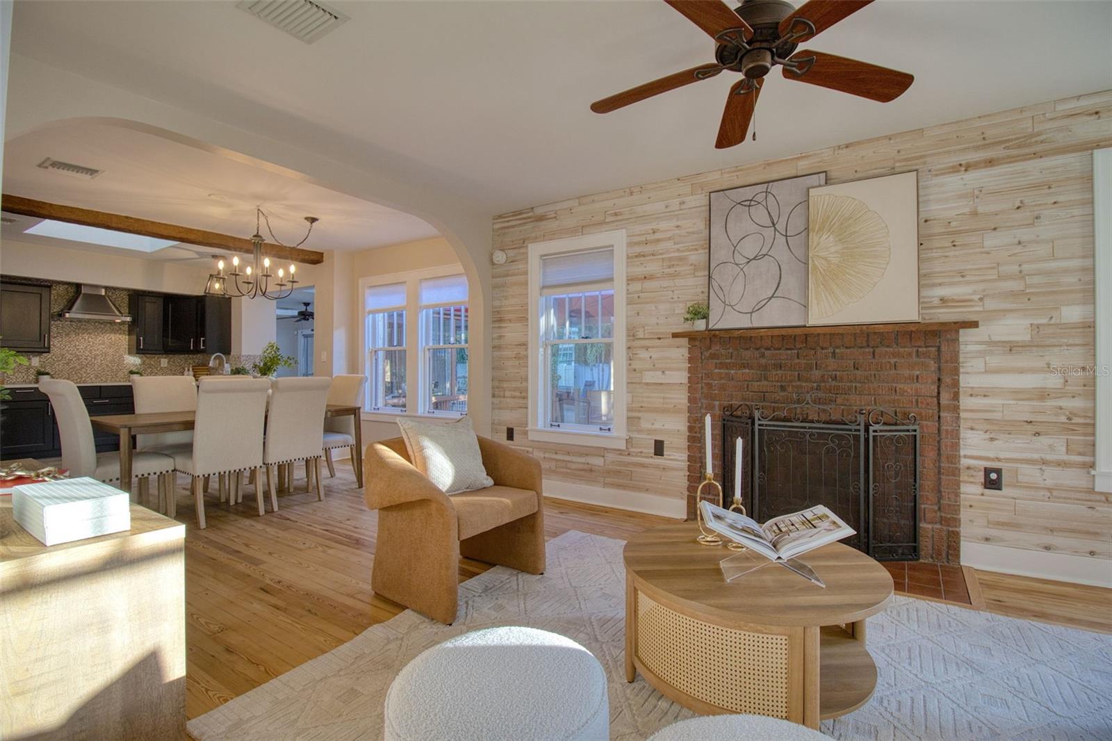 Image 12 of 56 For 2037 Broadway