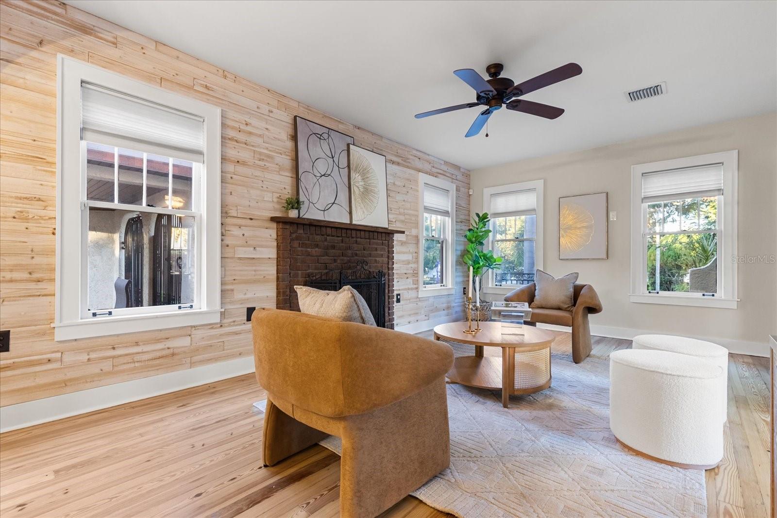 Image 13 of 56 For 2037 Broadway