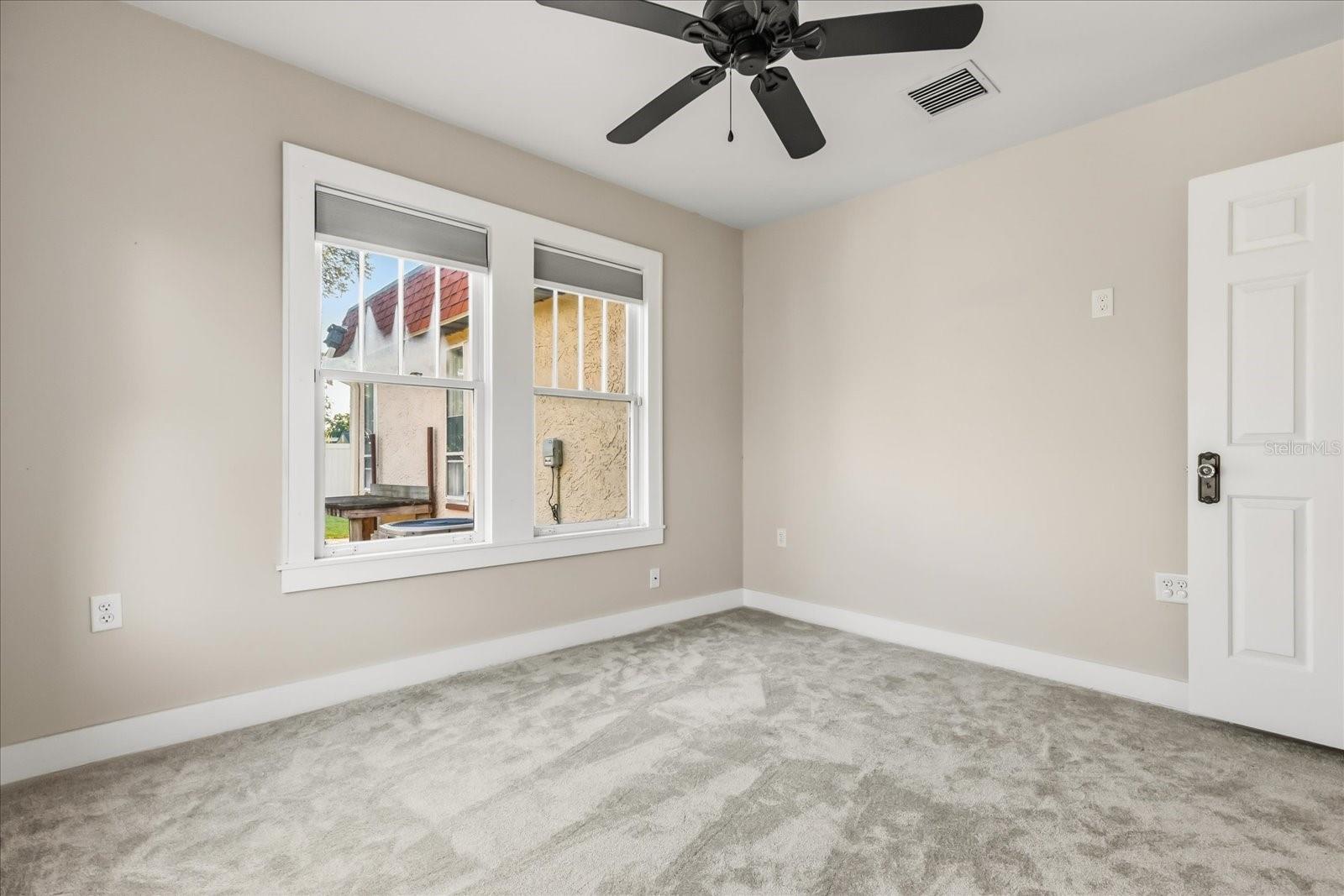 Image 22 of 56 For 2037 Broadway