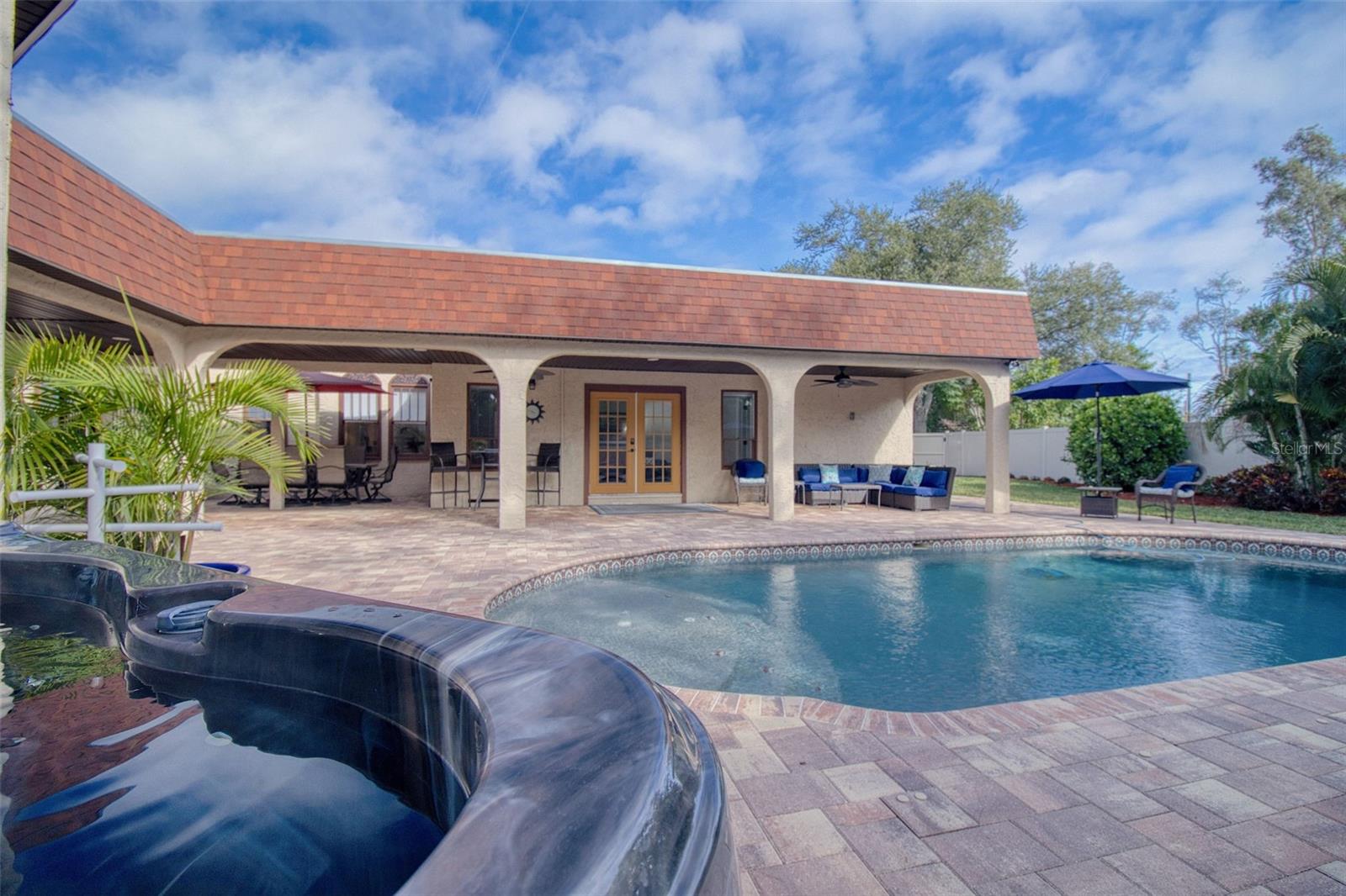 Image 34 of 56 For 2037 Broadway