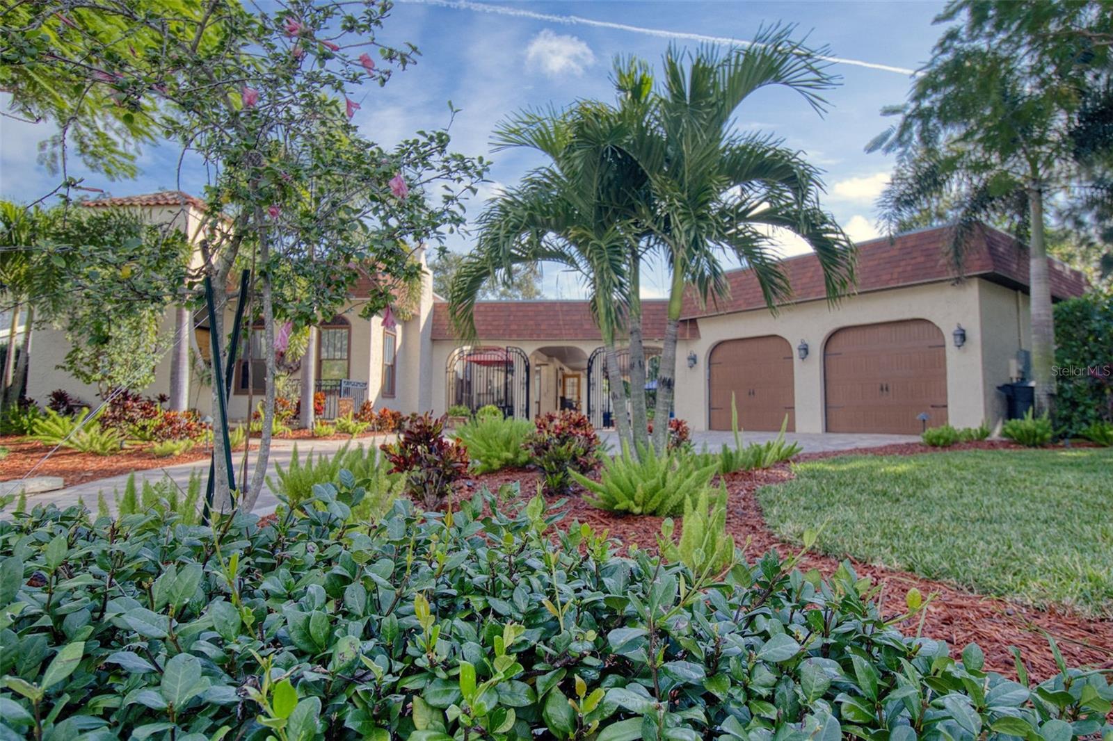 Image 52 of 56 For 2037 Broadway