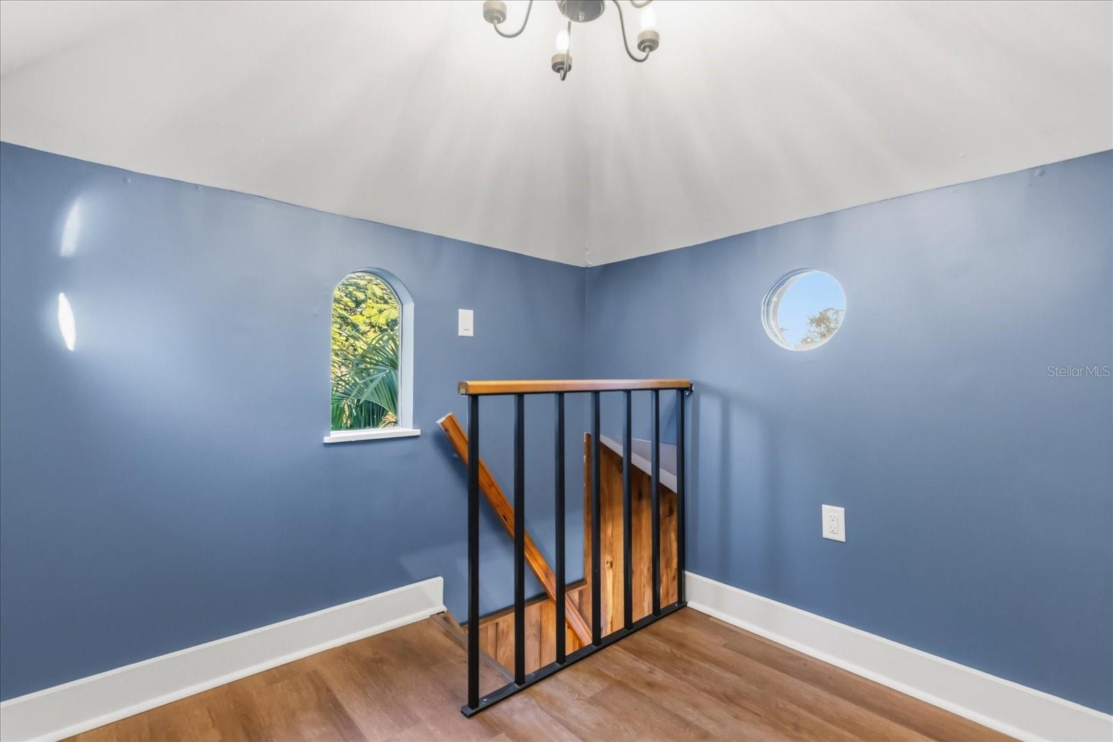 Image 6 of 56 For 2037 Broadway