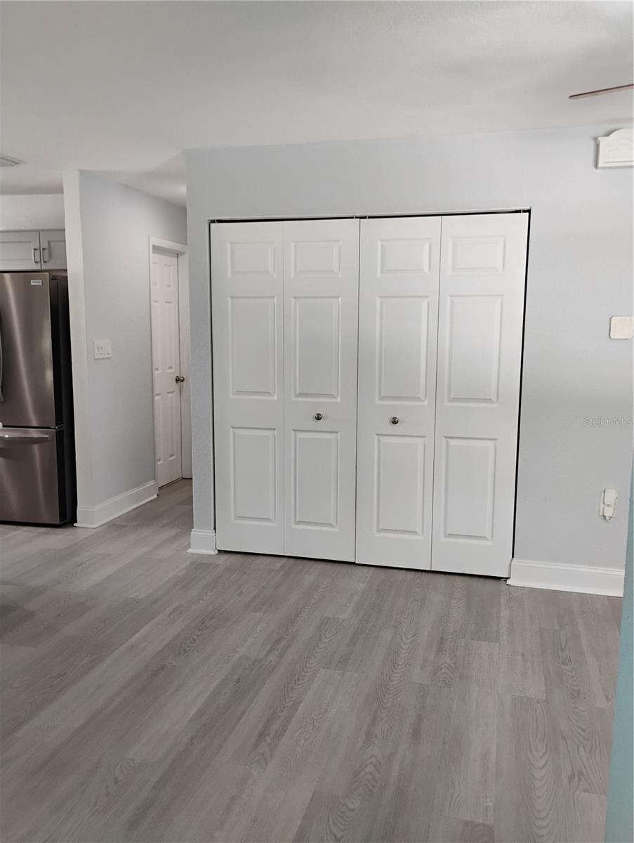 Image 22 of 68 For 2256 Colonial Boulevard W