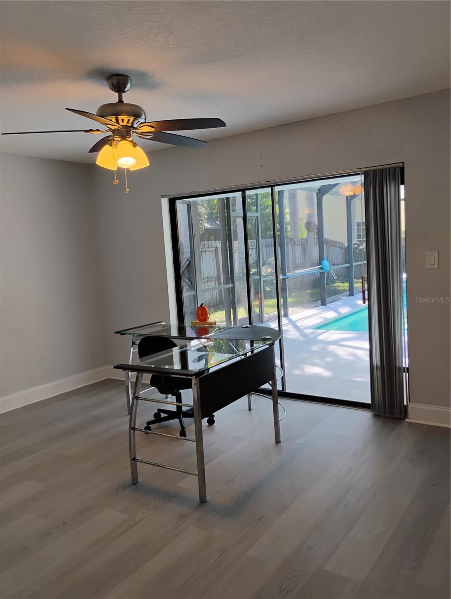 Image 38 of 68 For 2256 Colonial Boulevard W