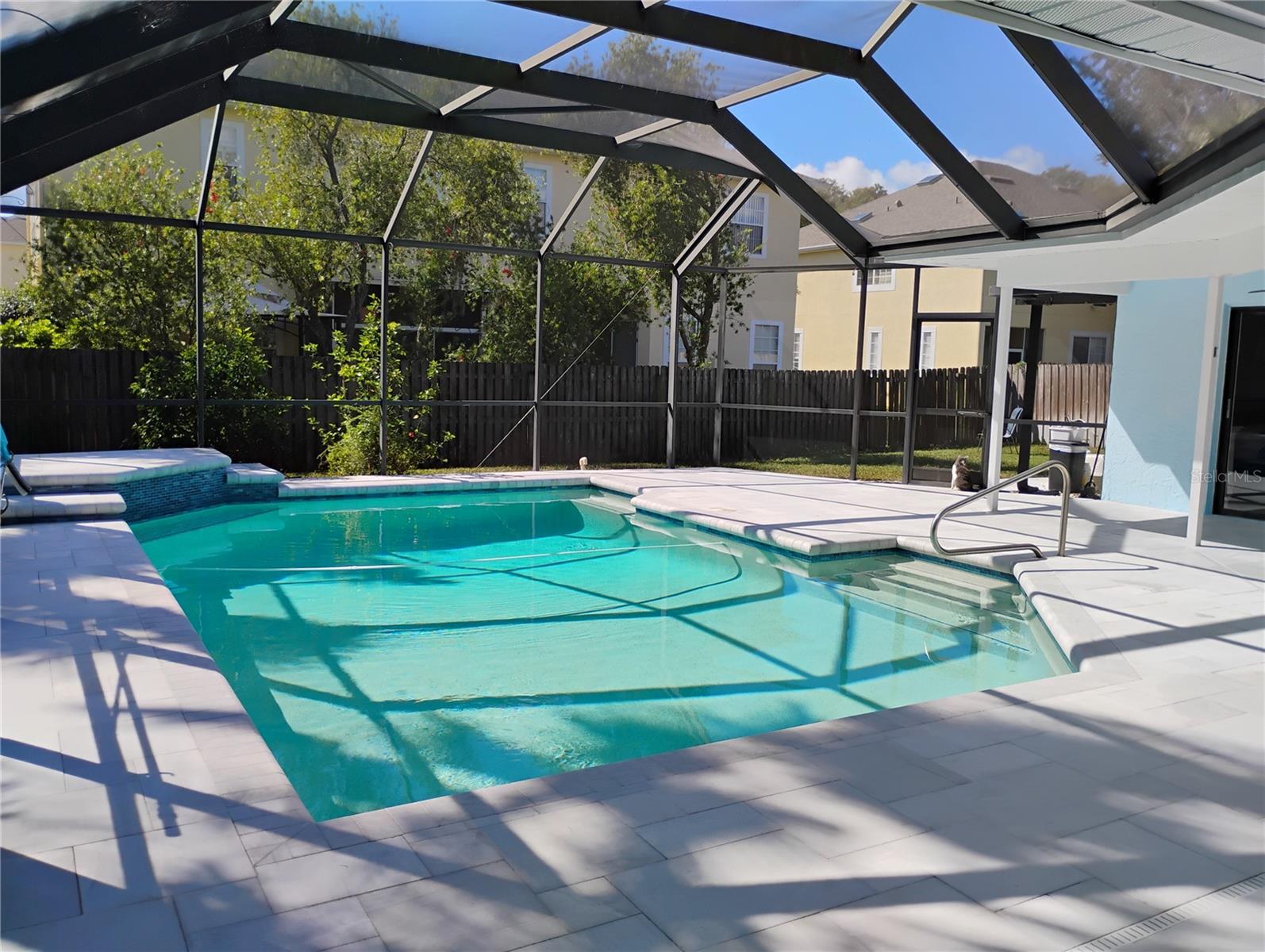 Image 42 of 68 For 2256 Colonial Boulevard W