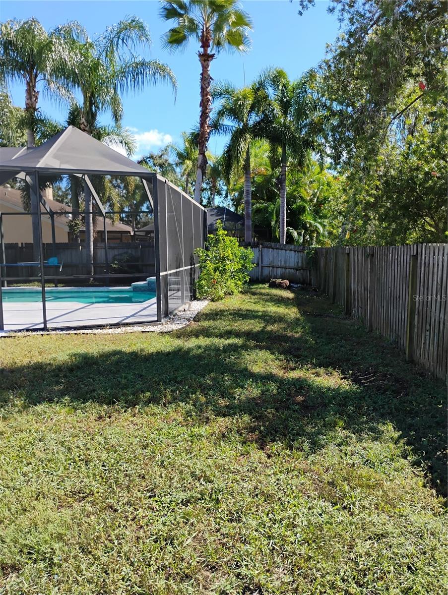 Image 50 of 68 For 2256 Colonial Boulevard W