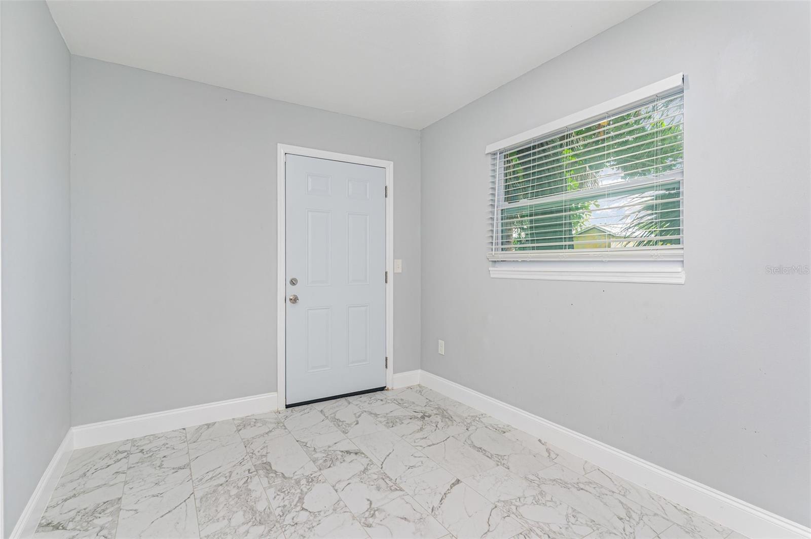 Image 14 of 34 For 2019 Barkley Avenue