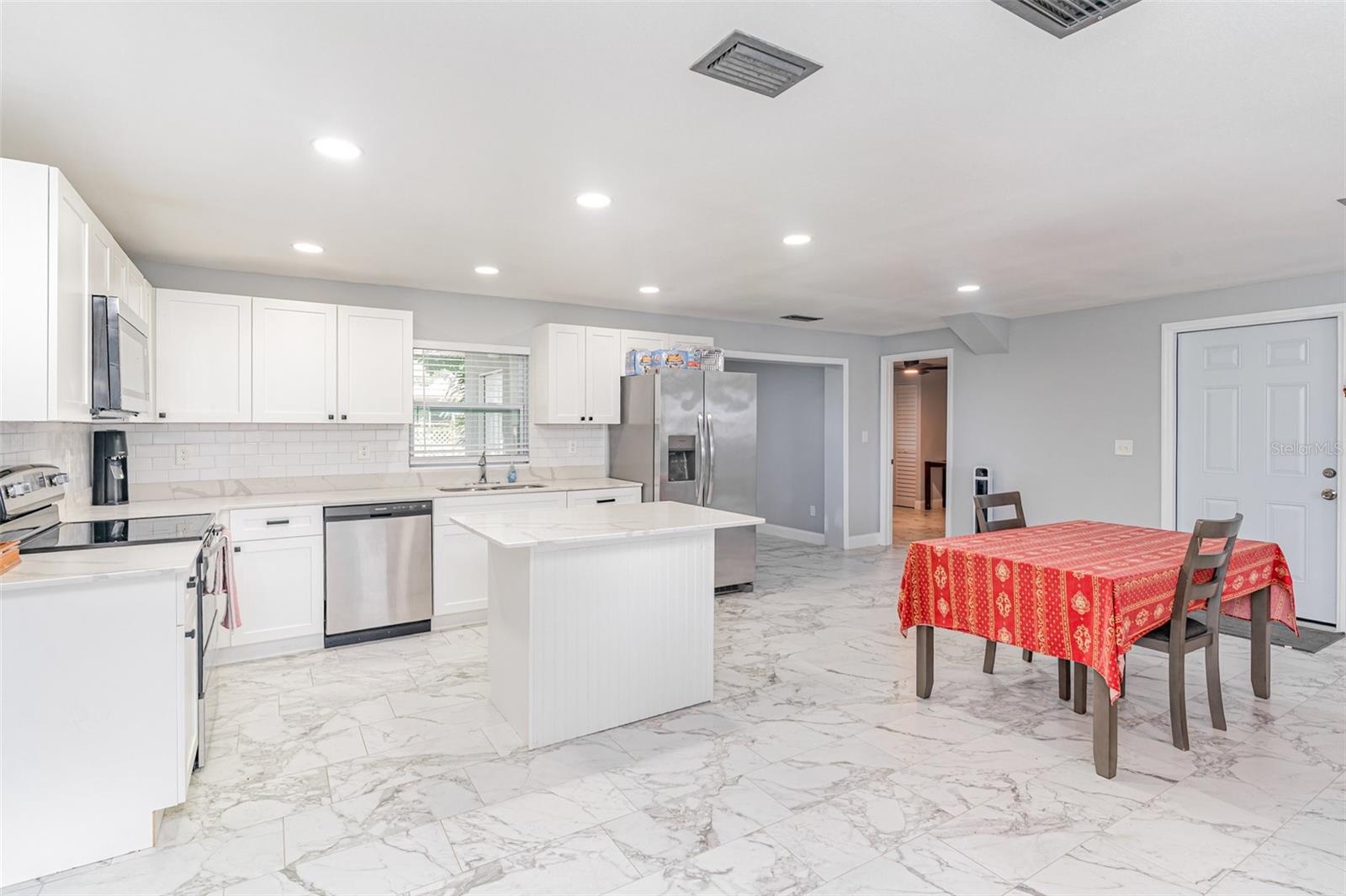 Image 9 of 34 For 2019 Barkley Avenue