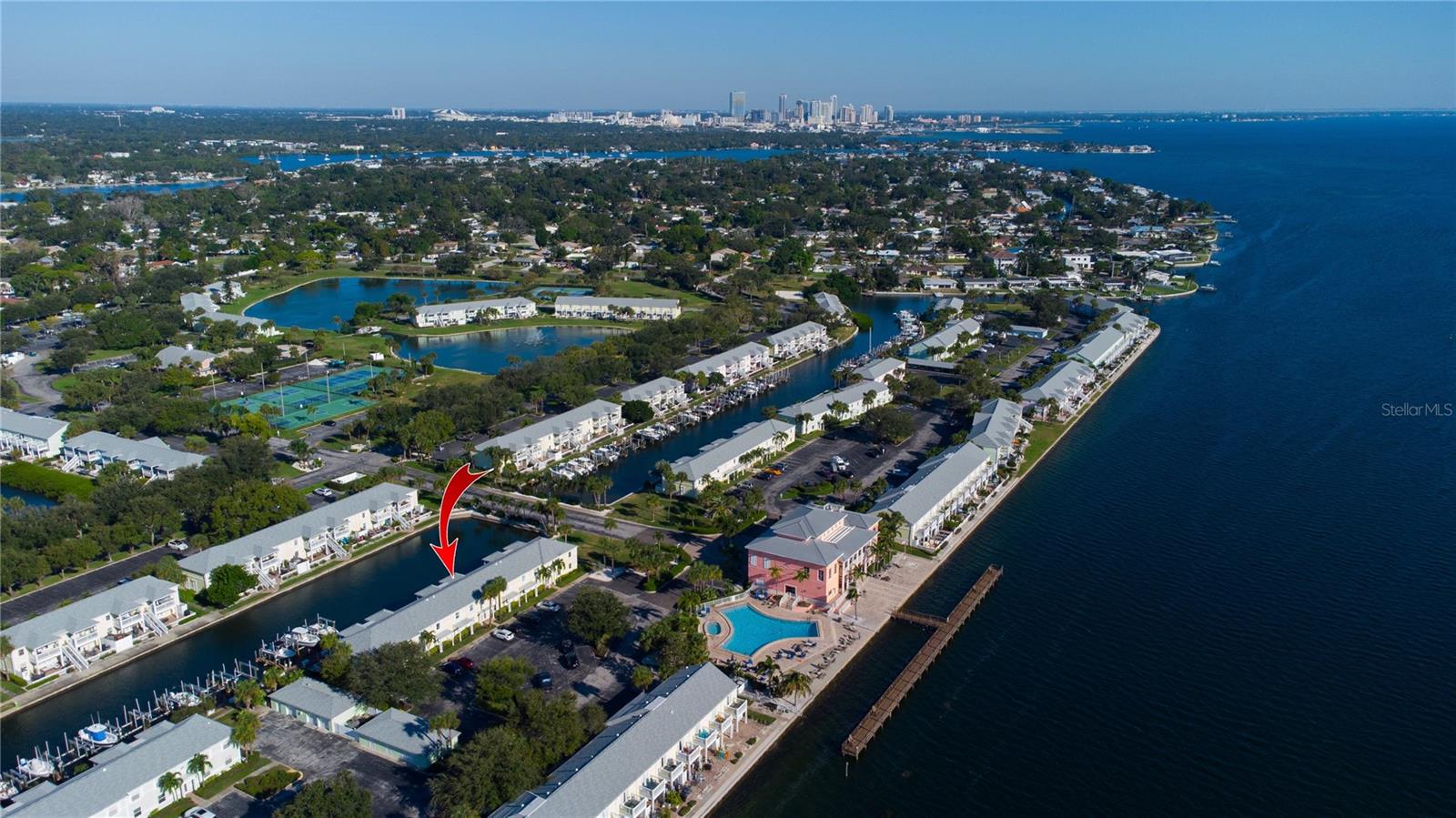 Image 24 of 39 For 5015 Coquina Key Drive Se F