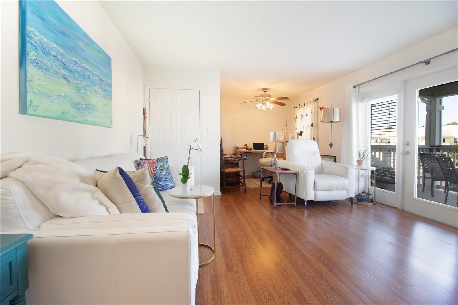 Image 4 of 39 For 5015 Coquina Key Drive Se F