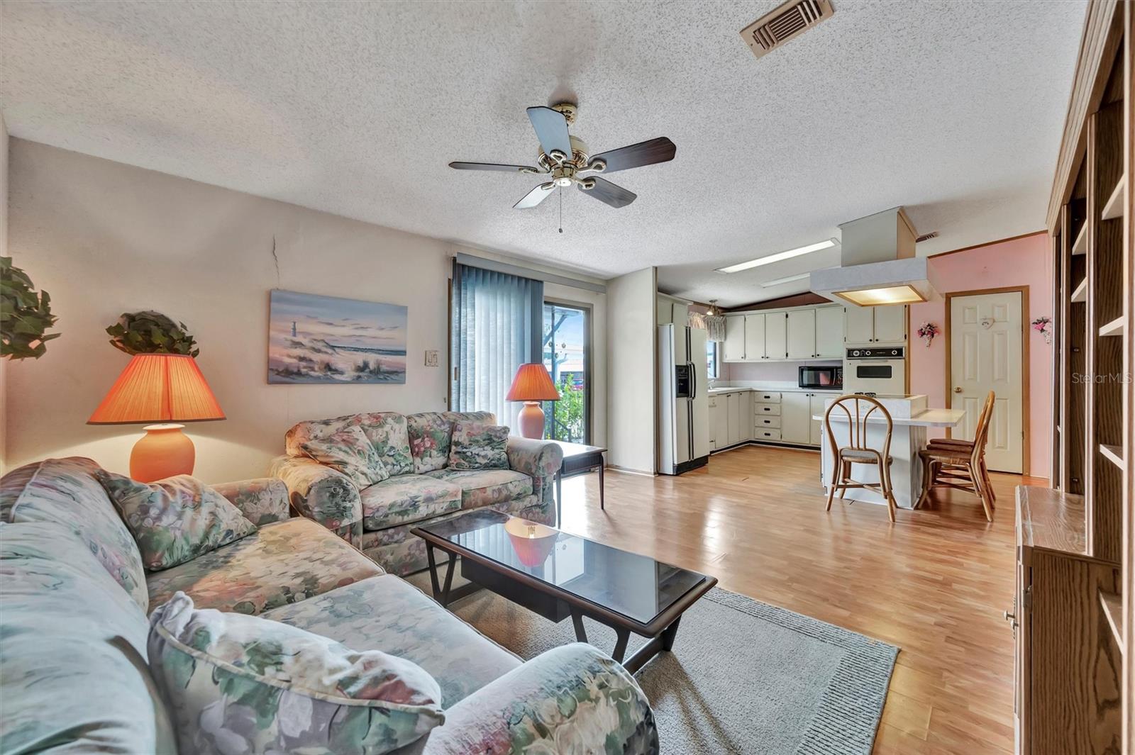 Image 18 of 44 For 236 Saint Thomas Circle