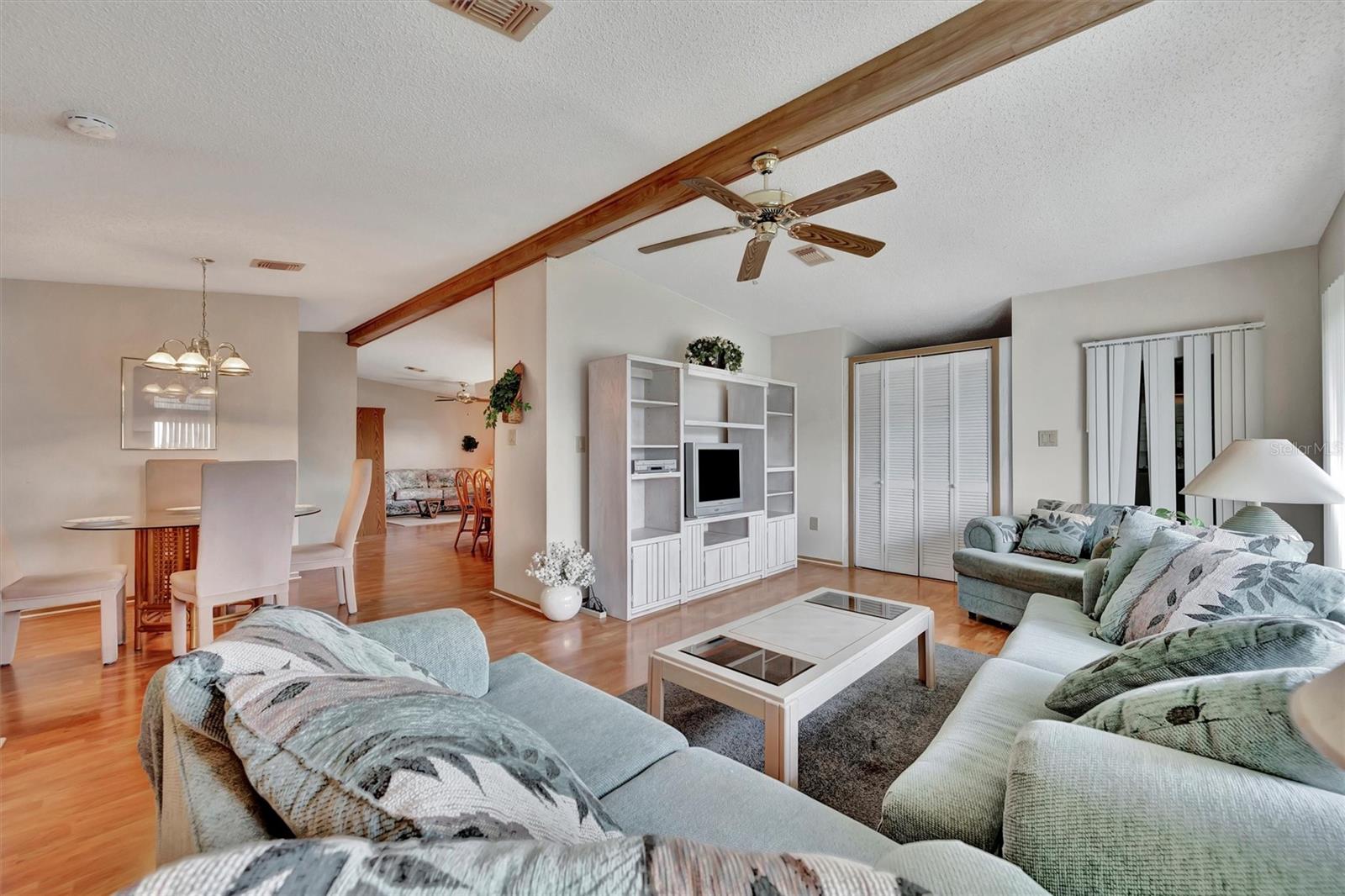 Image 24 of 44 For 236 Saint Thomas Circle