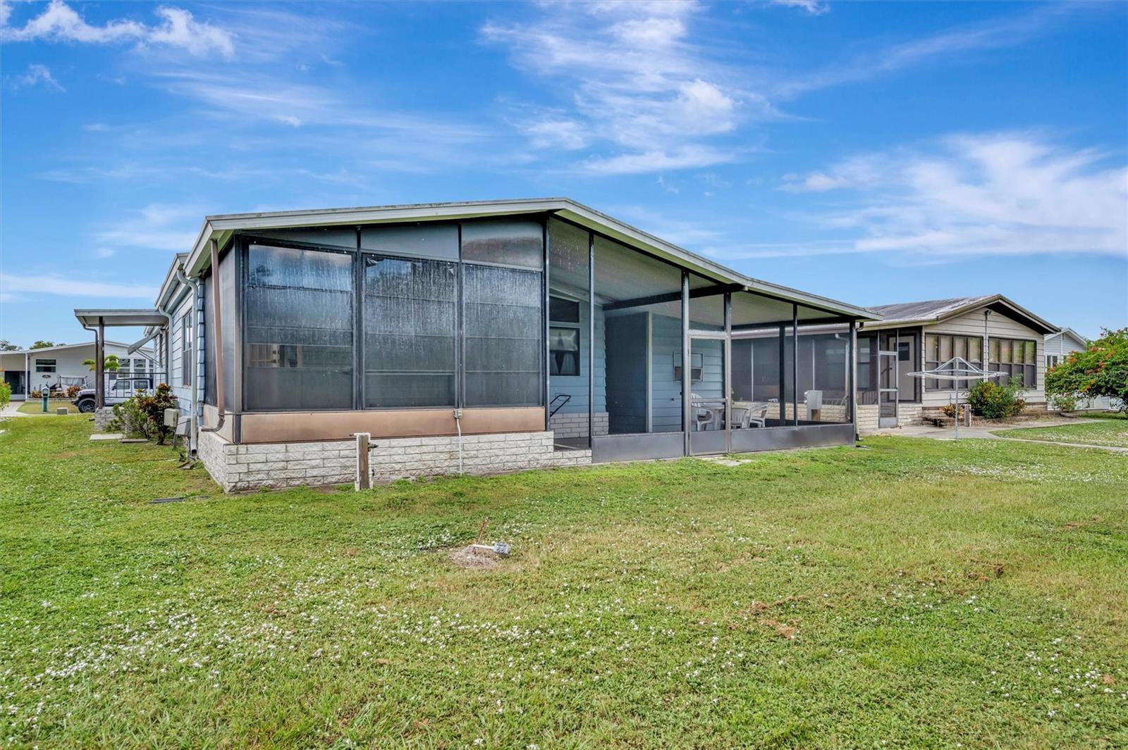 Image 38 of 44 For 236 Saint Thomas Circle