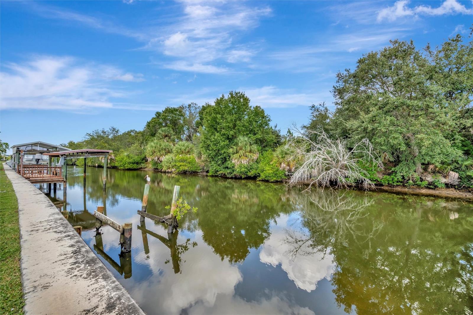 Image 8 of 44 For 236 Saint Thomas Circle