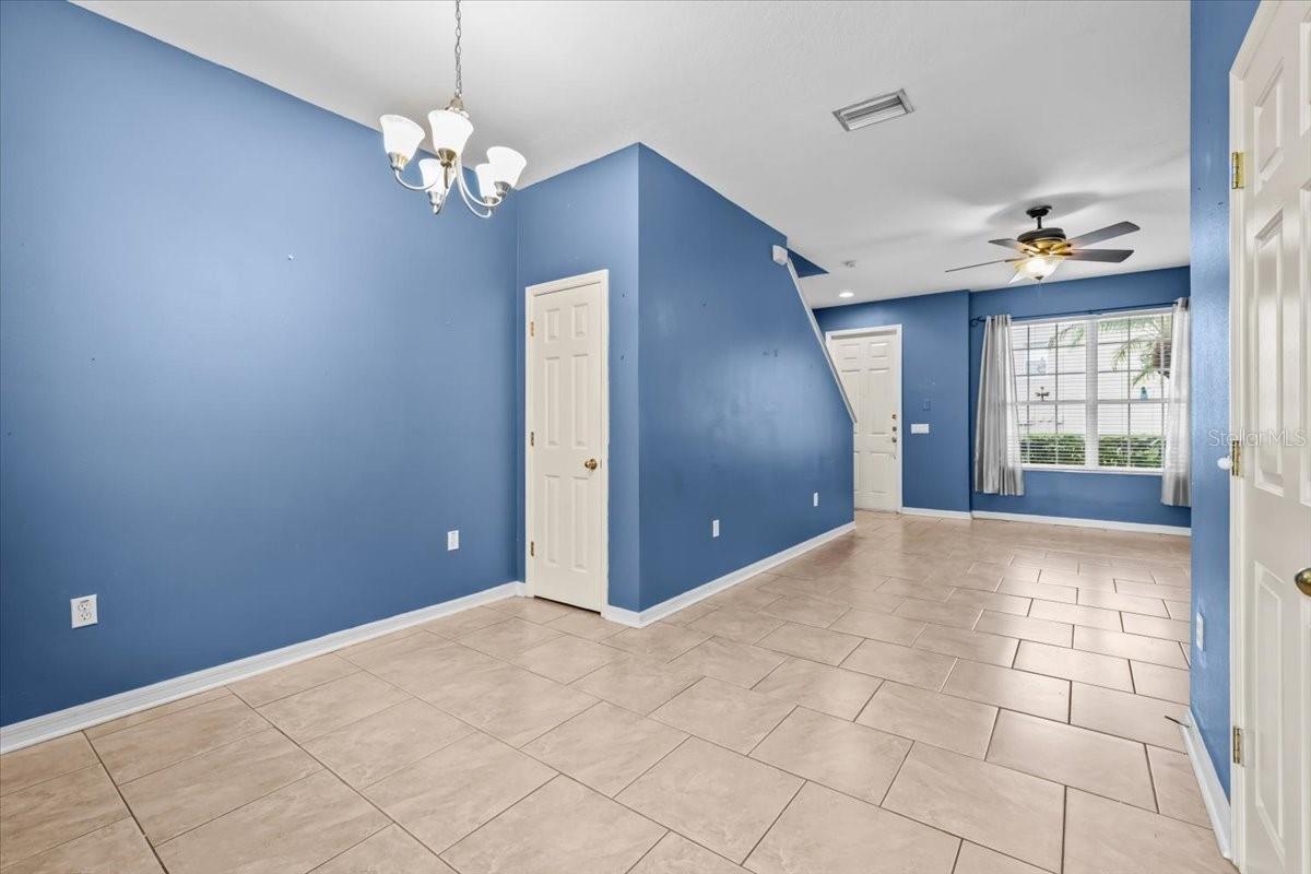 Image 12 of 27 For 13905 Abbey Lane