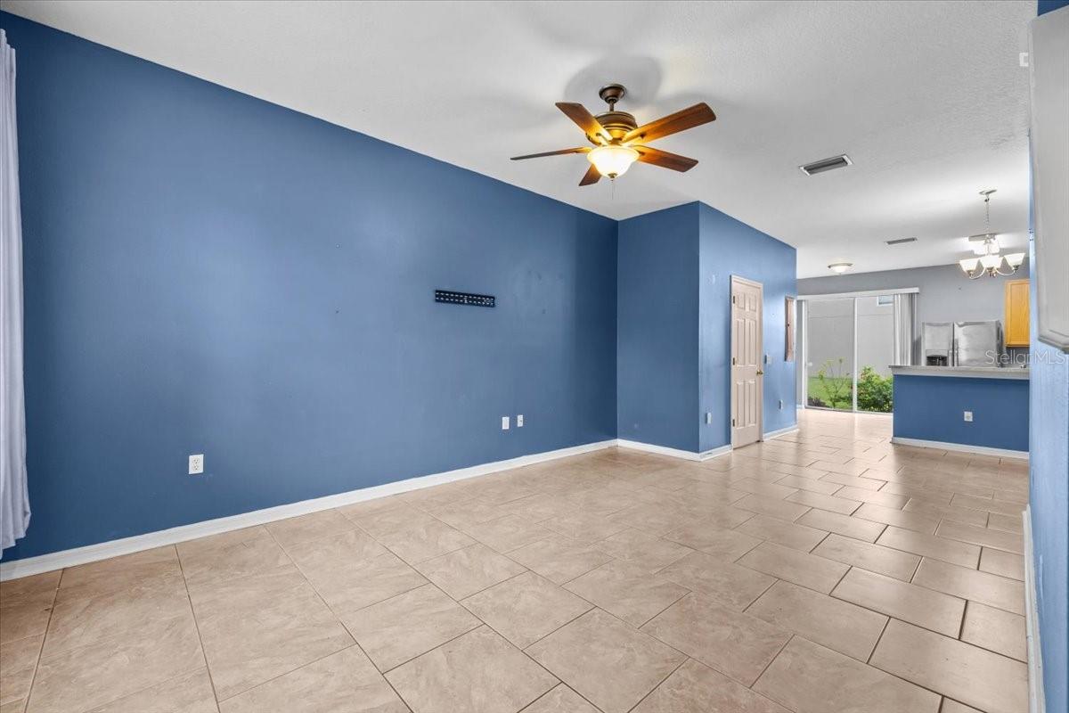 Image 6 of 27 For 13905 Abbey Lane