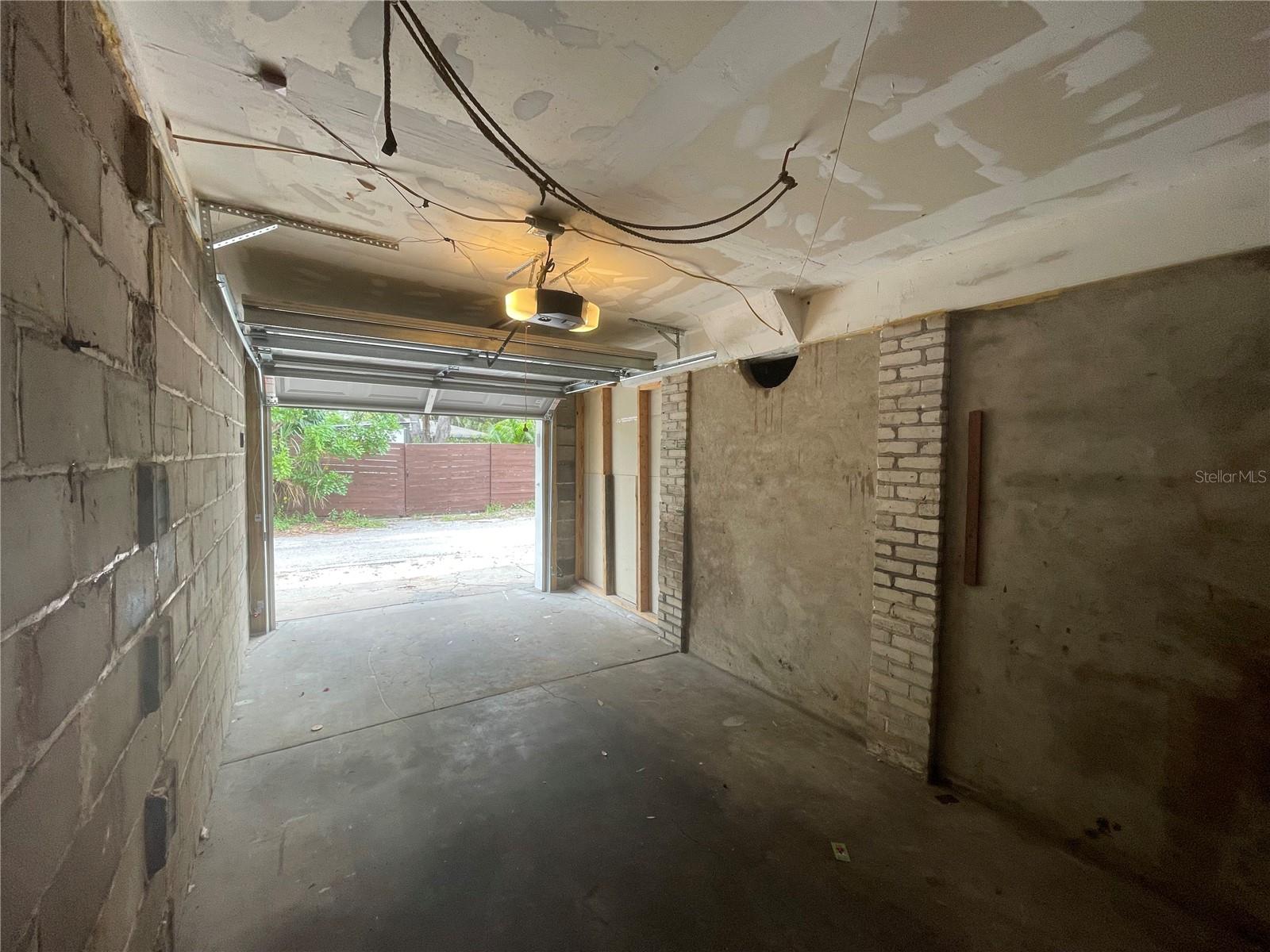 Image 24 of 55 For 2624 12th Street N 4