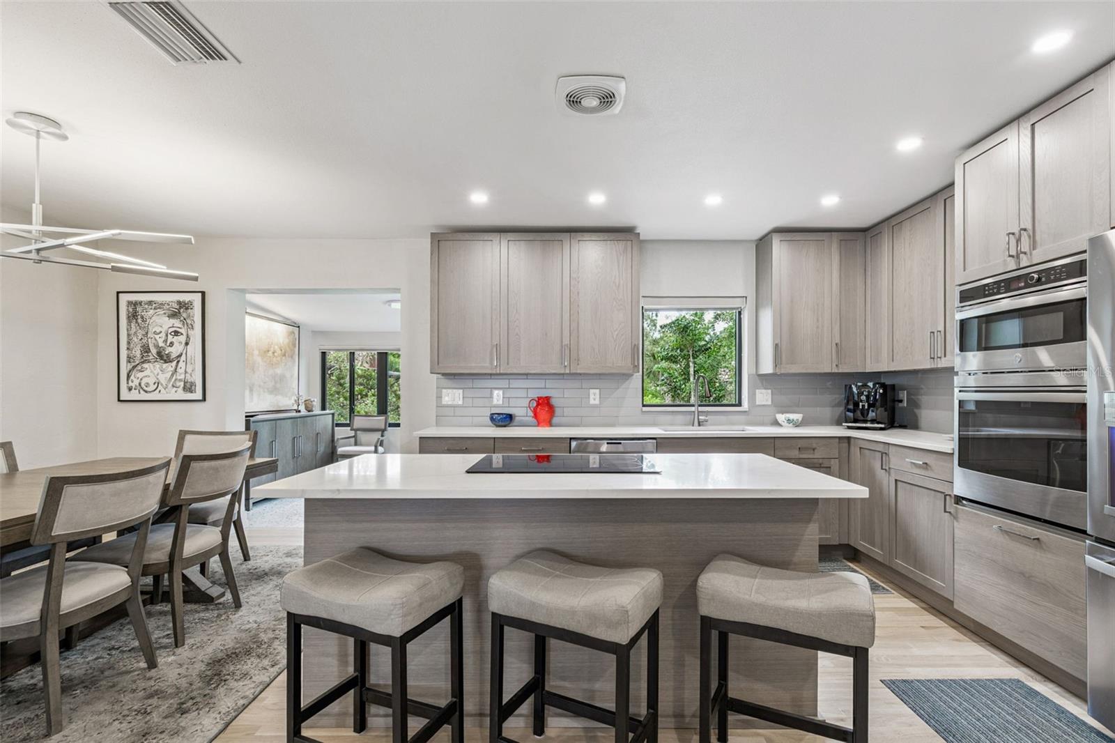 Image 13 of 37 For 521 50th Avenue S
