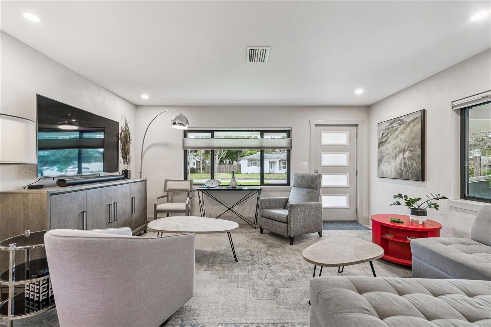 Image 6 of 37 For 521 50th Avenue S