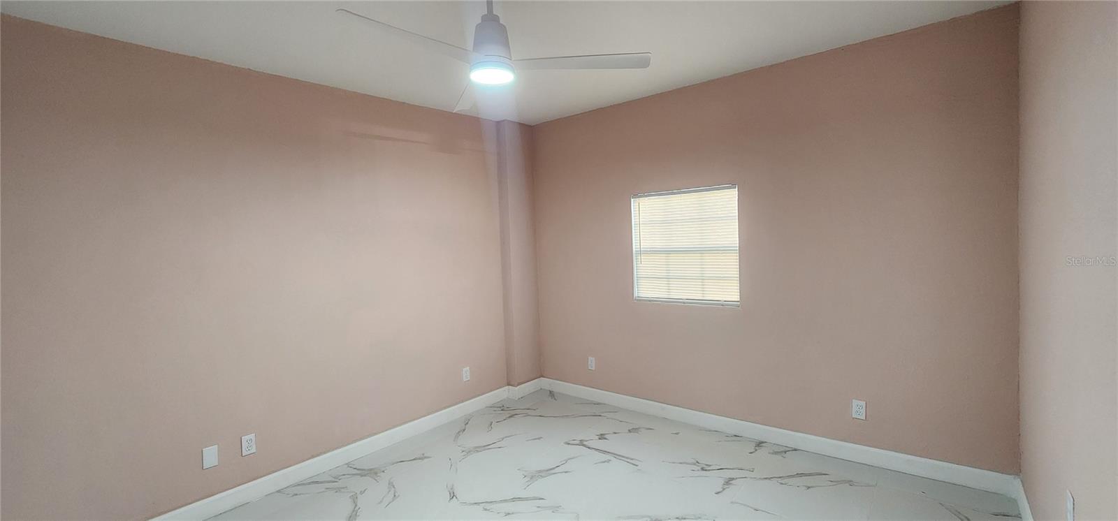 Image 11 of 21 For 613 Savannah Avenue