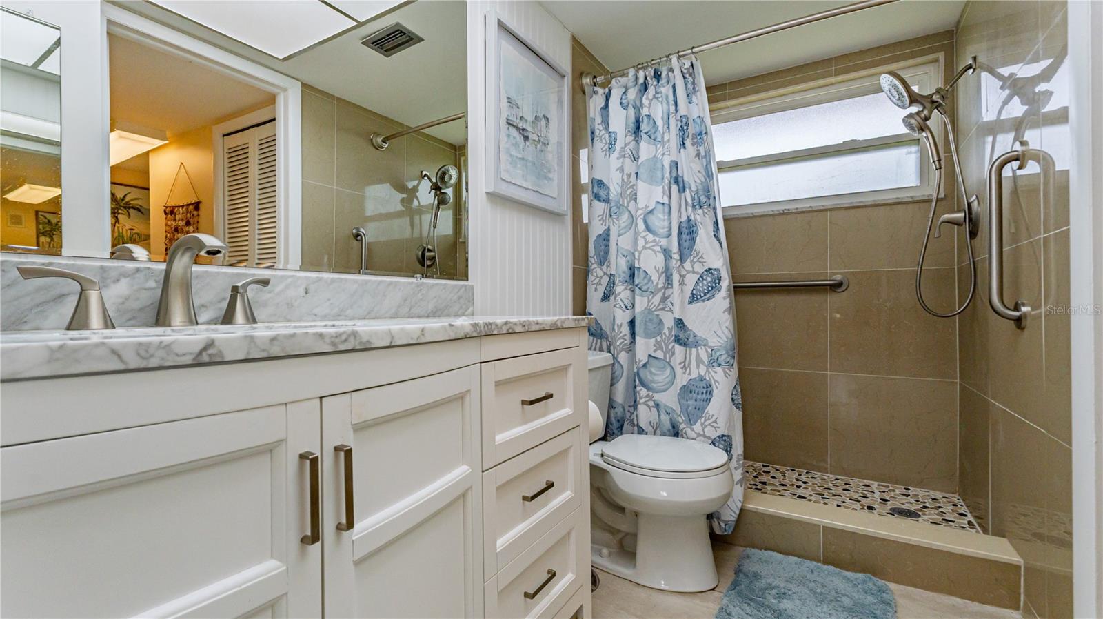 Image 23 of 40 For 5020 Brittany Drive S 125