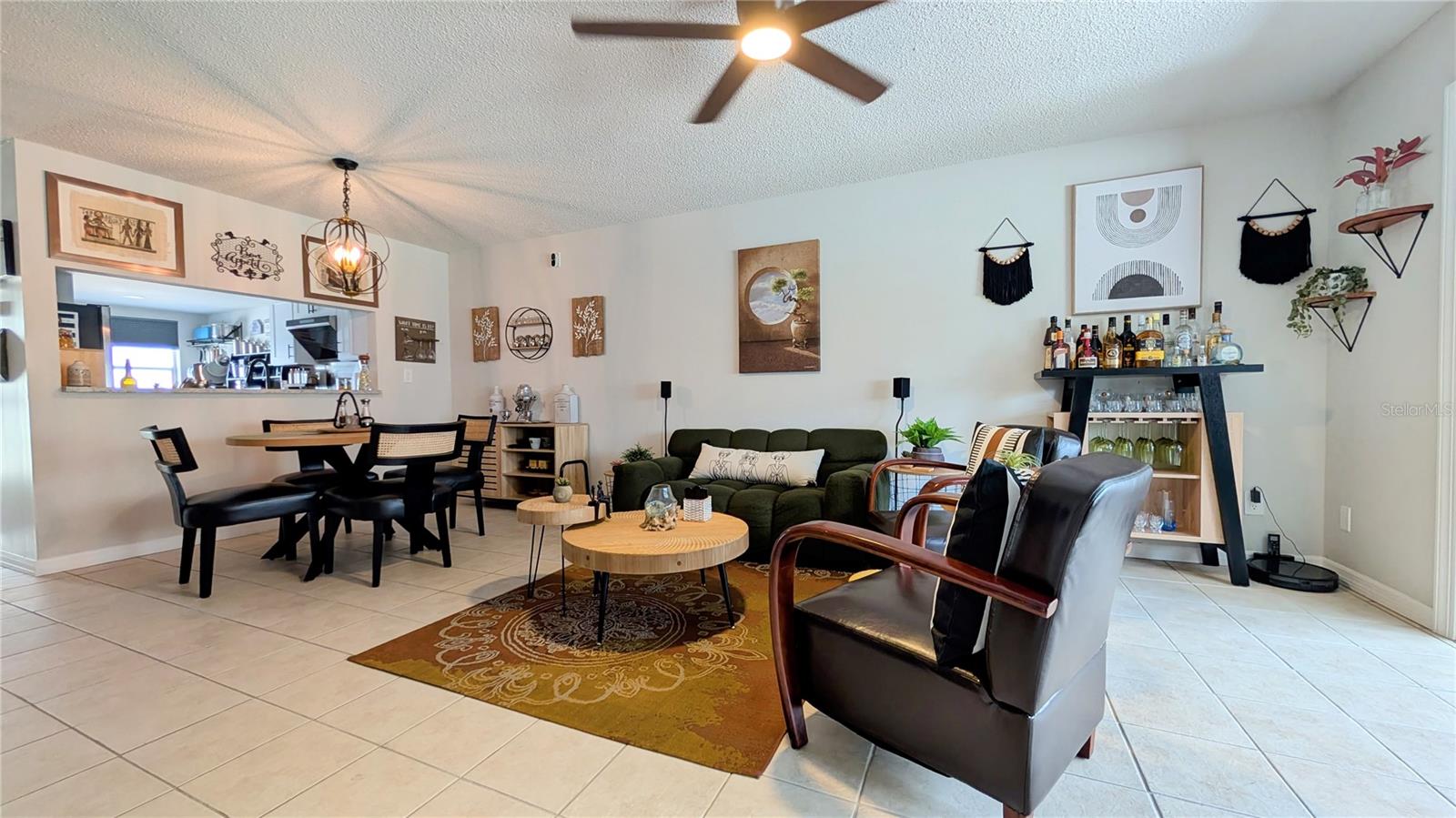 Image 14 of 37 For 9612 Midiron Court 0