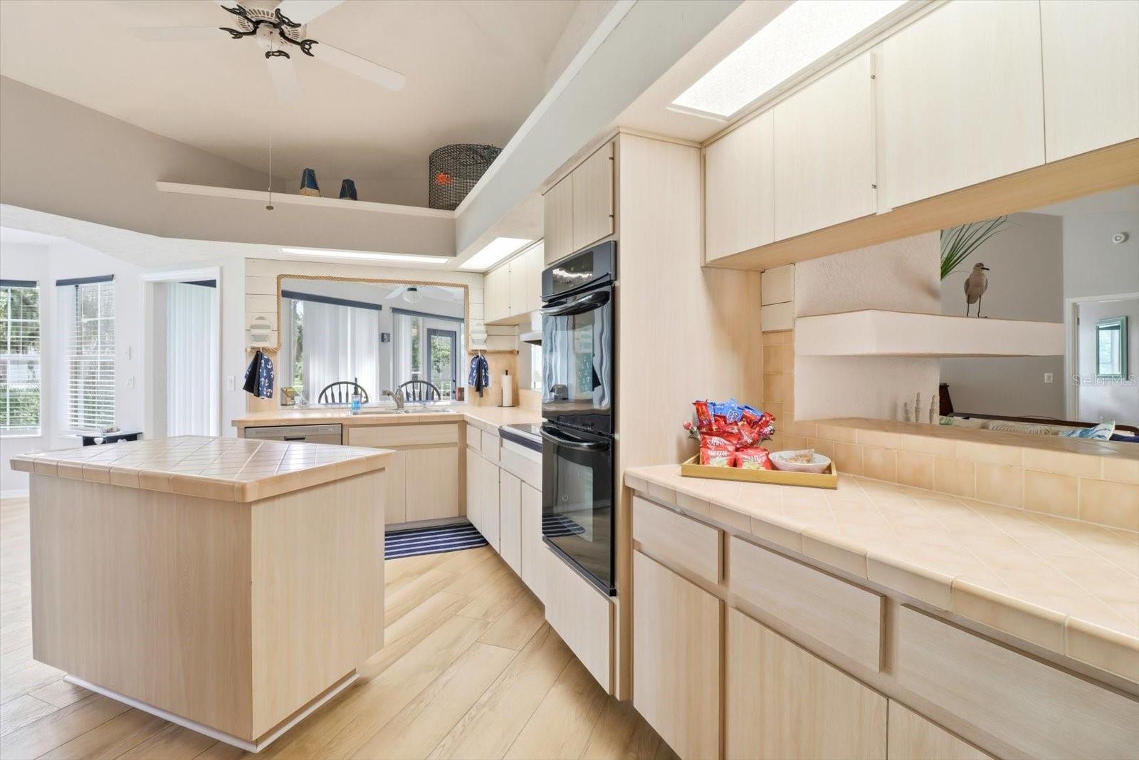 Image 14 of 48 For 11950 Waterway Drive