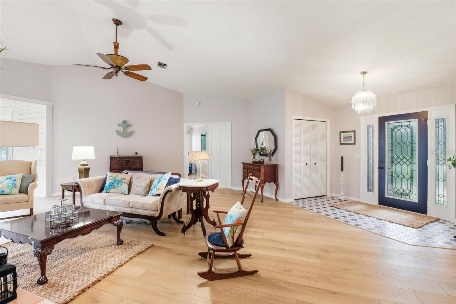 Image 5 of 48 For 11950 Waterway Drive