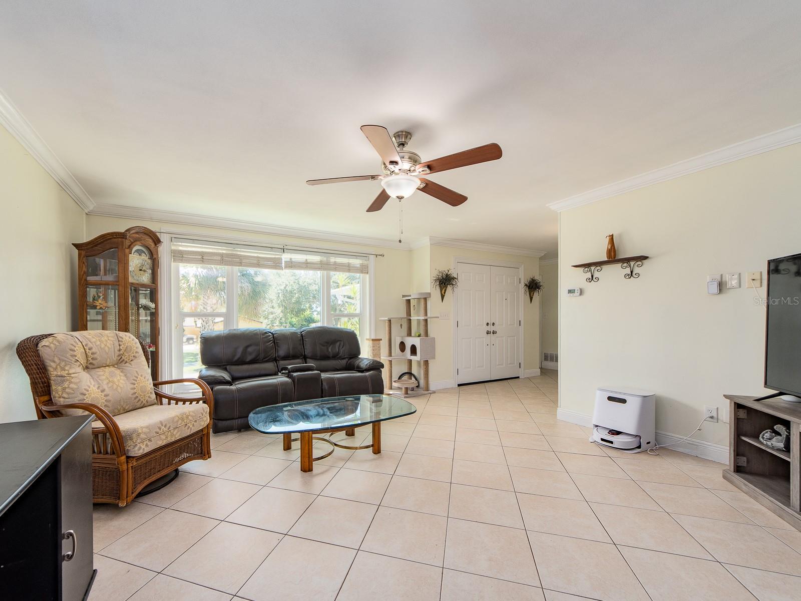 Image 10 of 37 For 3425 High Bluff Drive