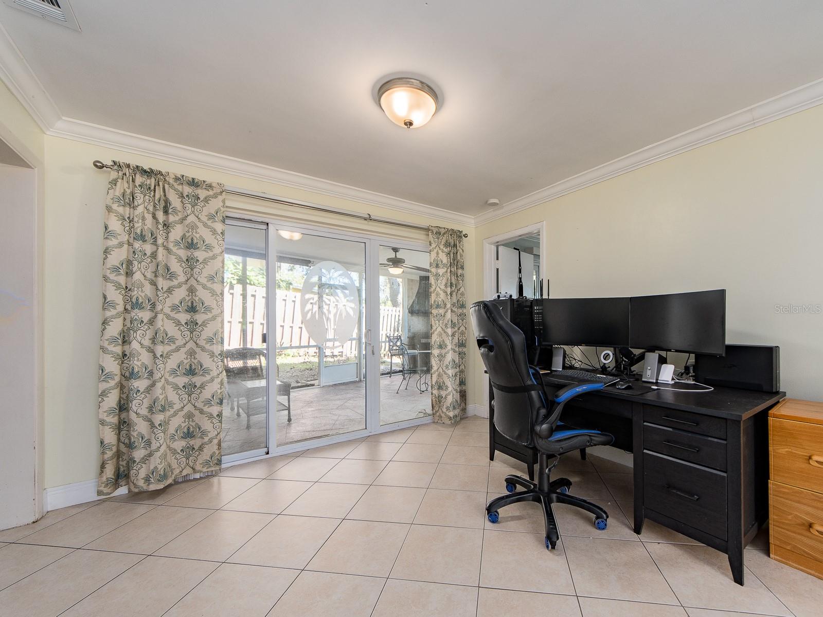 Image 11 of 37 For 3425 High Bluff Drive