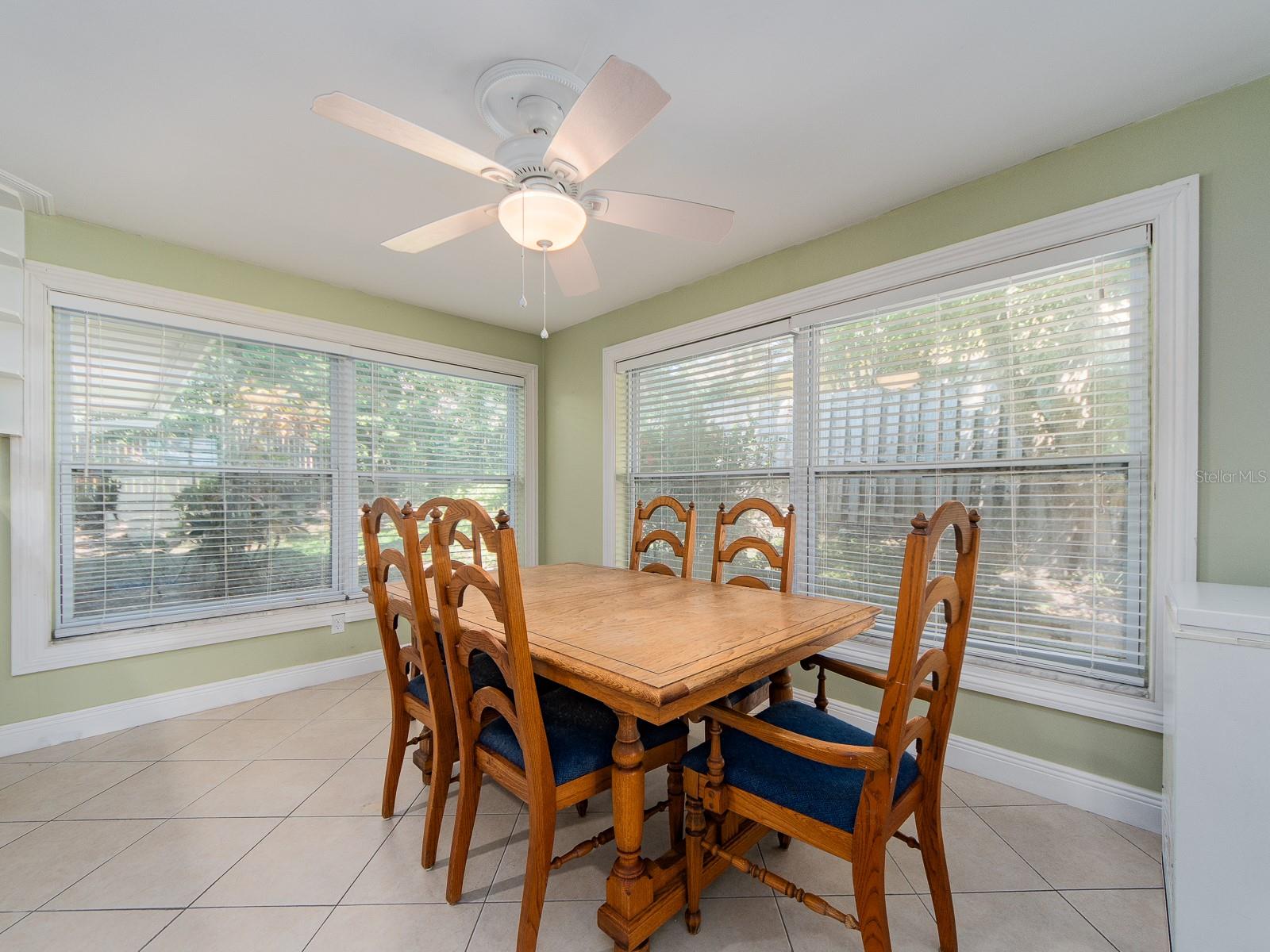 Image 17 of 37 For 3425 High Bluff Drive