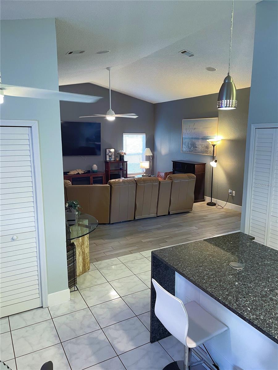 Image 9 of 37 For 2571 Running Oak Court