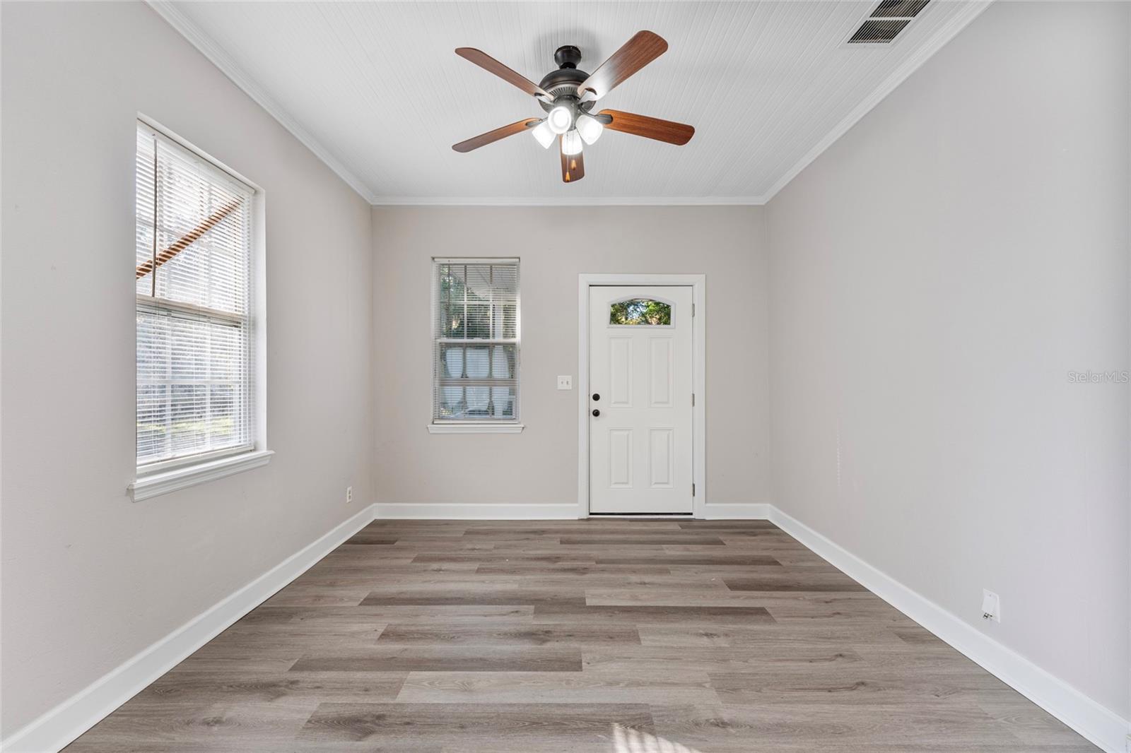 Image 4 of 10 For 617 57th Street
